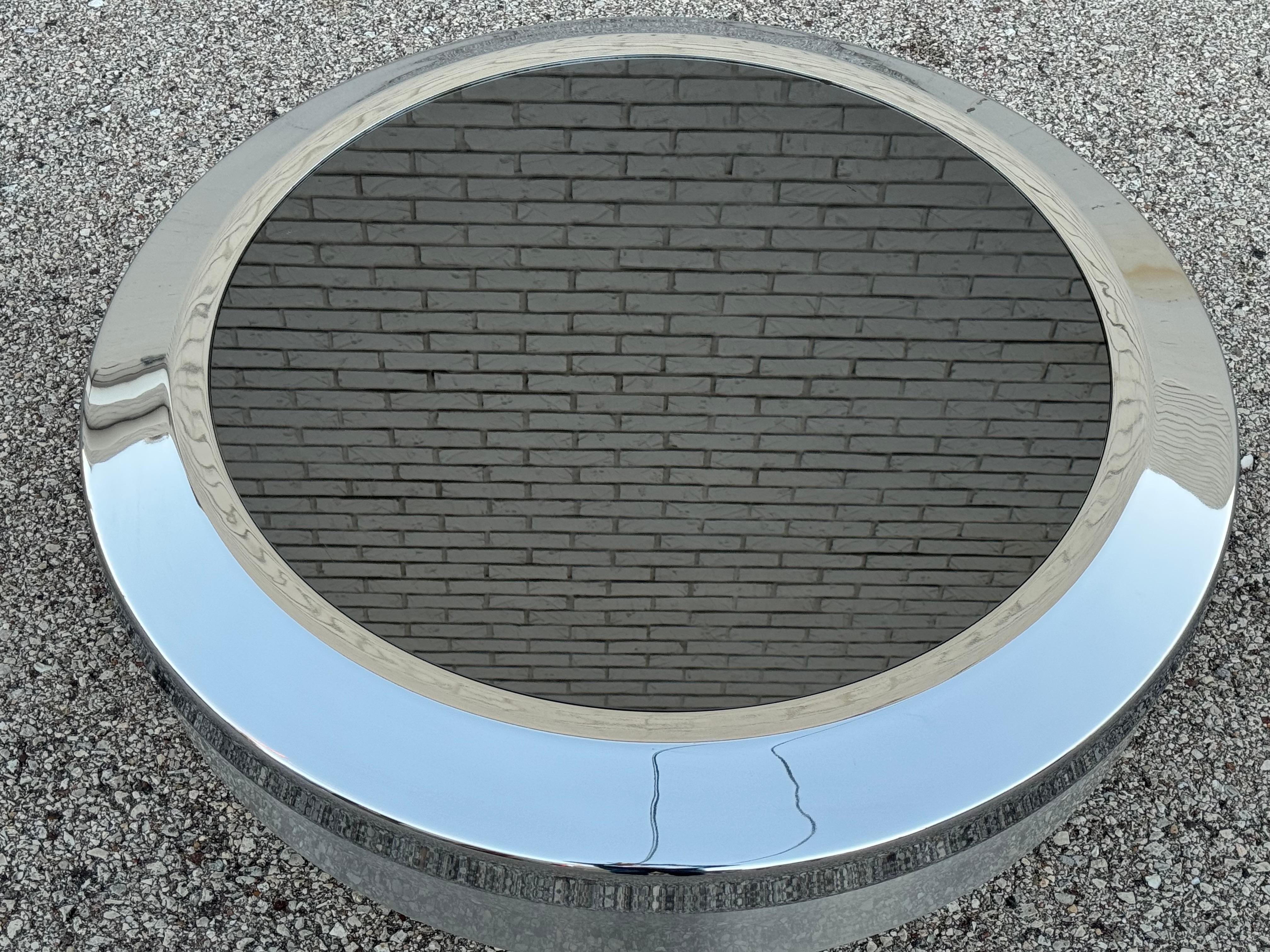 Table basse Space AGE en aluminium brossé et chrome avec plateau de verre en forme de tambour par Gary Neville en vente 5