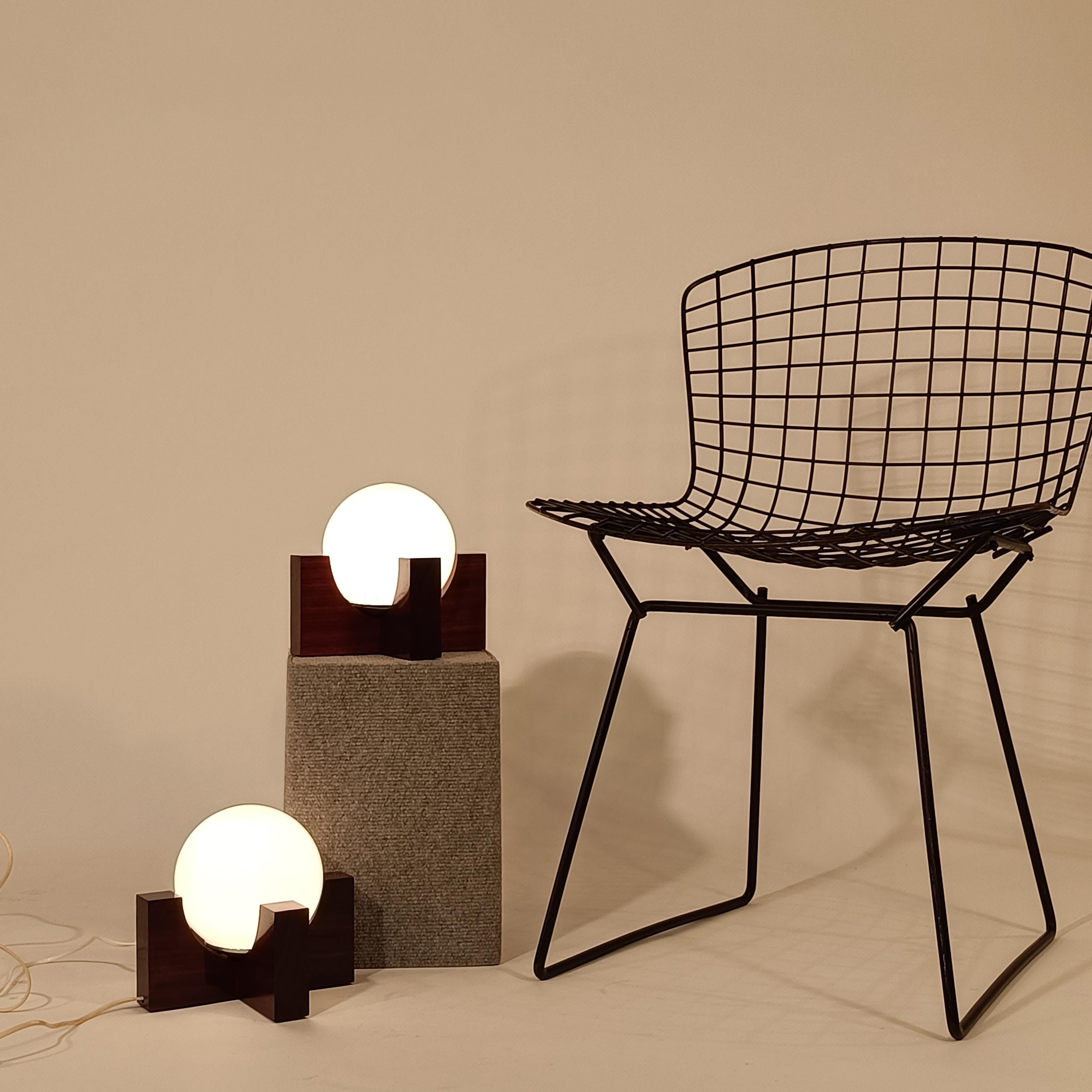 Fin du 20e siècle L'âge de l'espace. Lampes de table de style brutaliste par Estiluz, Espagne, 1970 en vente