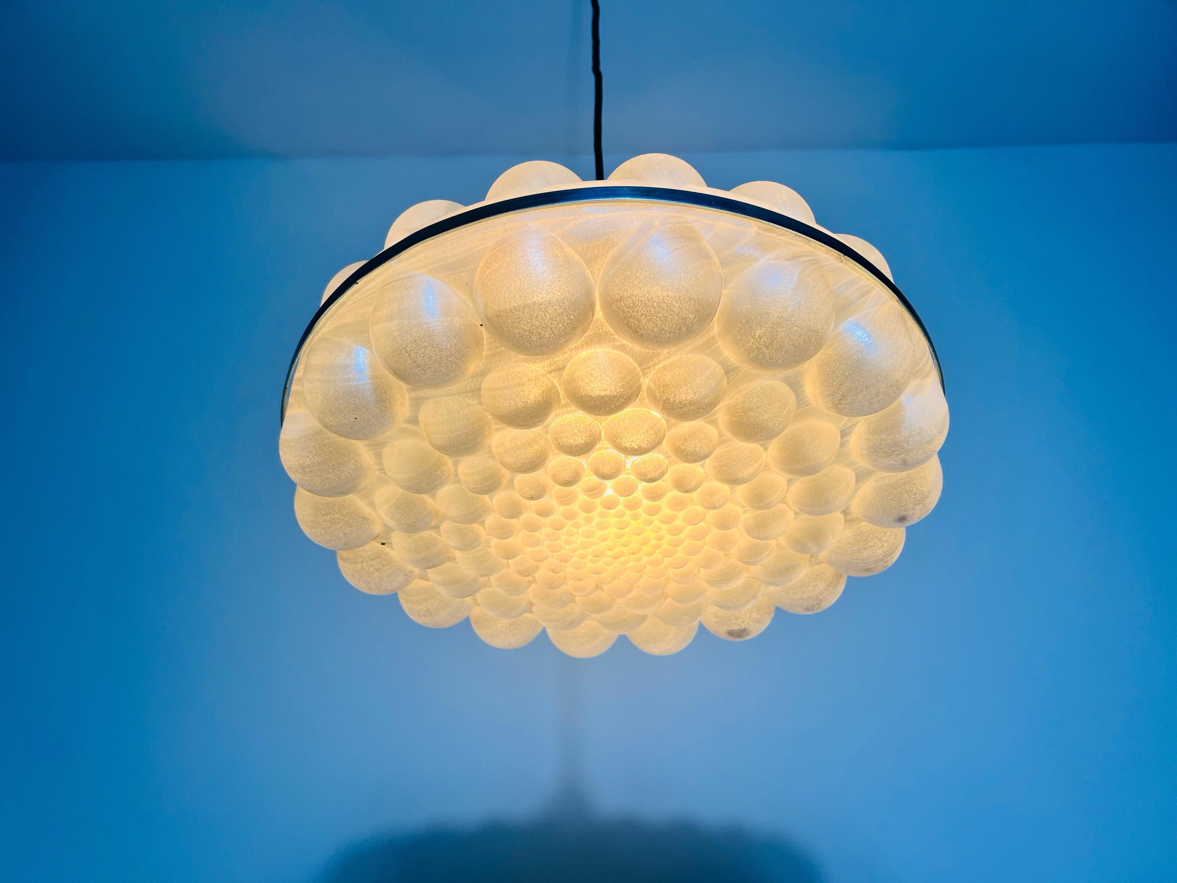 Lampe suspendue de l'ère spatiale, Allemagne de l'Est, 1970 en vente 3