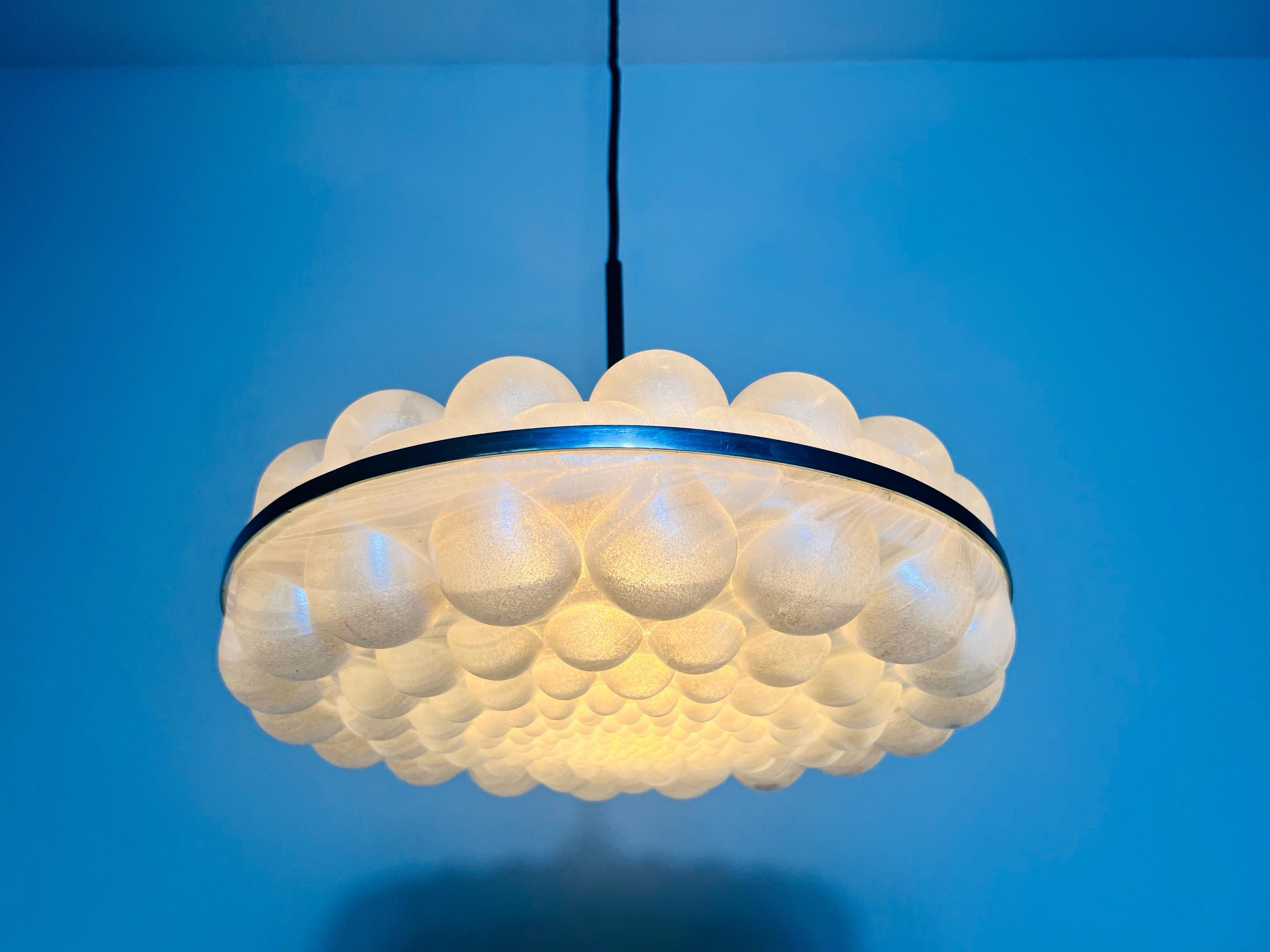 Lampe suspendue de l'ère spatiale, Allemagne de l'Est, 1970 en vente 2