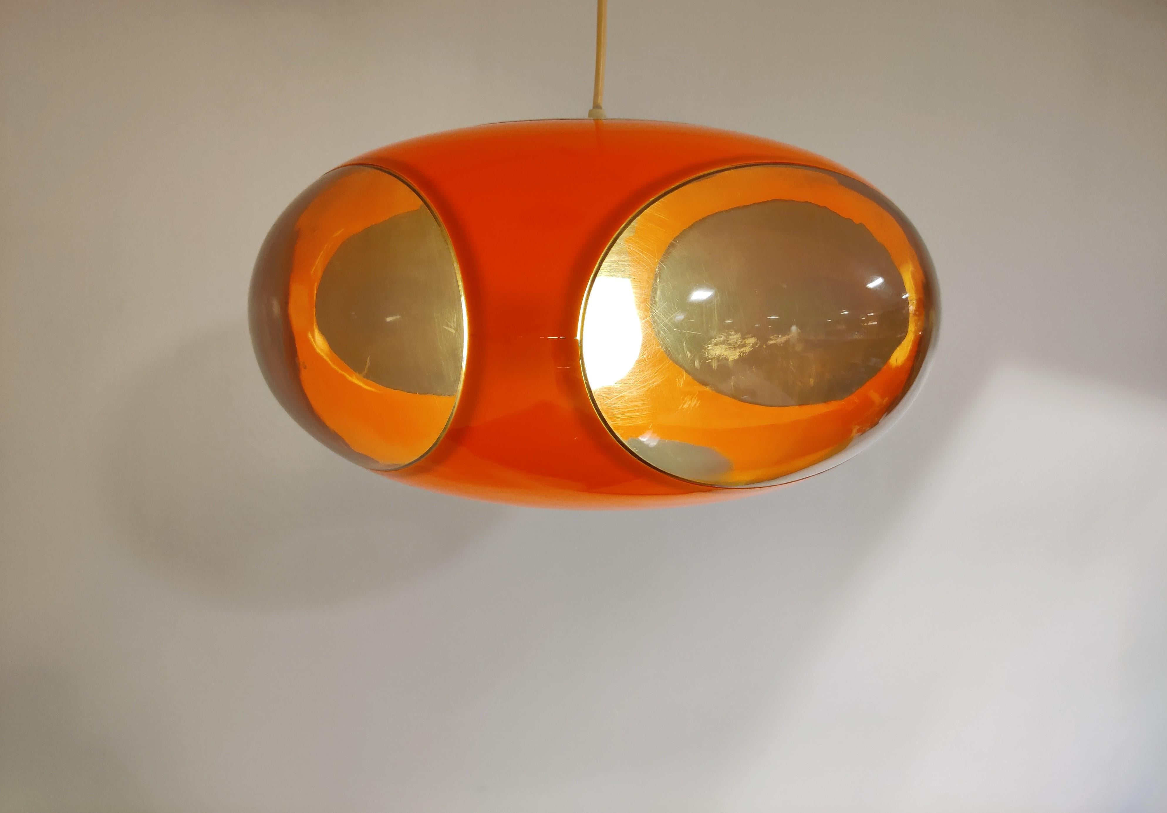 Space Age 'Bug Eye' Pendant Light, 1960s In Good Condition In HEVERLEE, BE