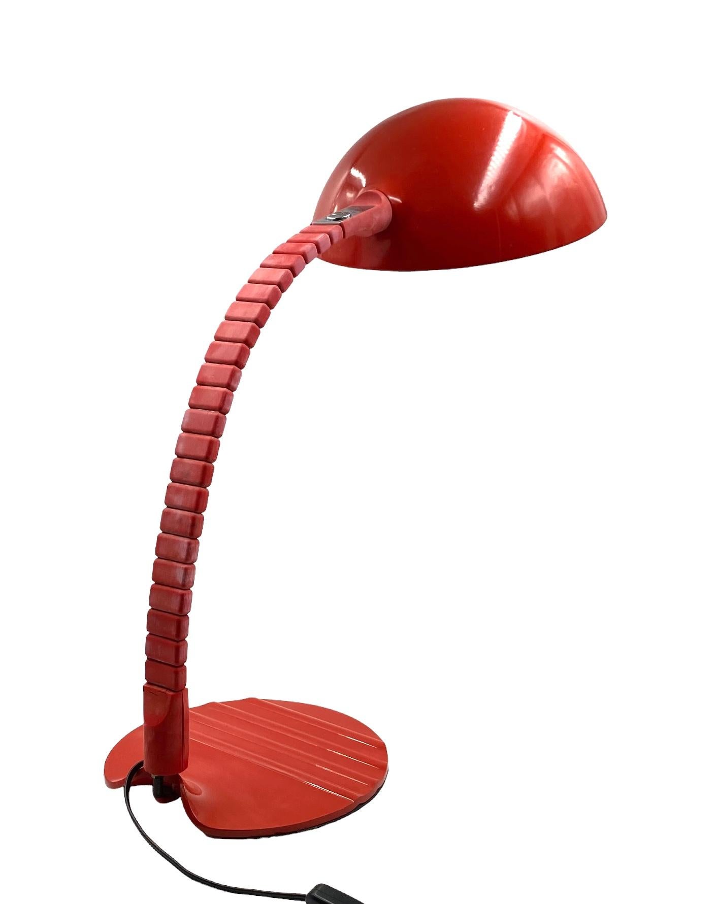 Space age Calotta mod. 660 red table / desk lamp, Martinelli Luce Italy, 1972 in vendita 7