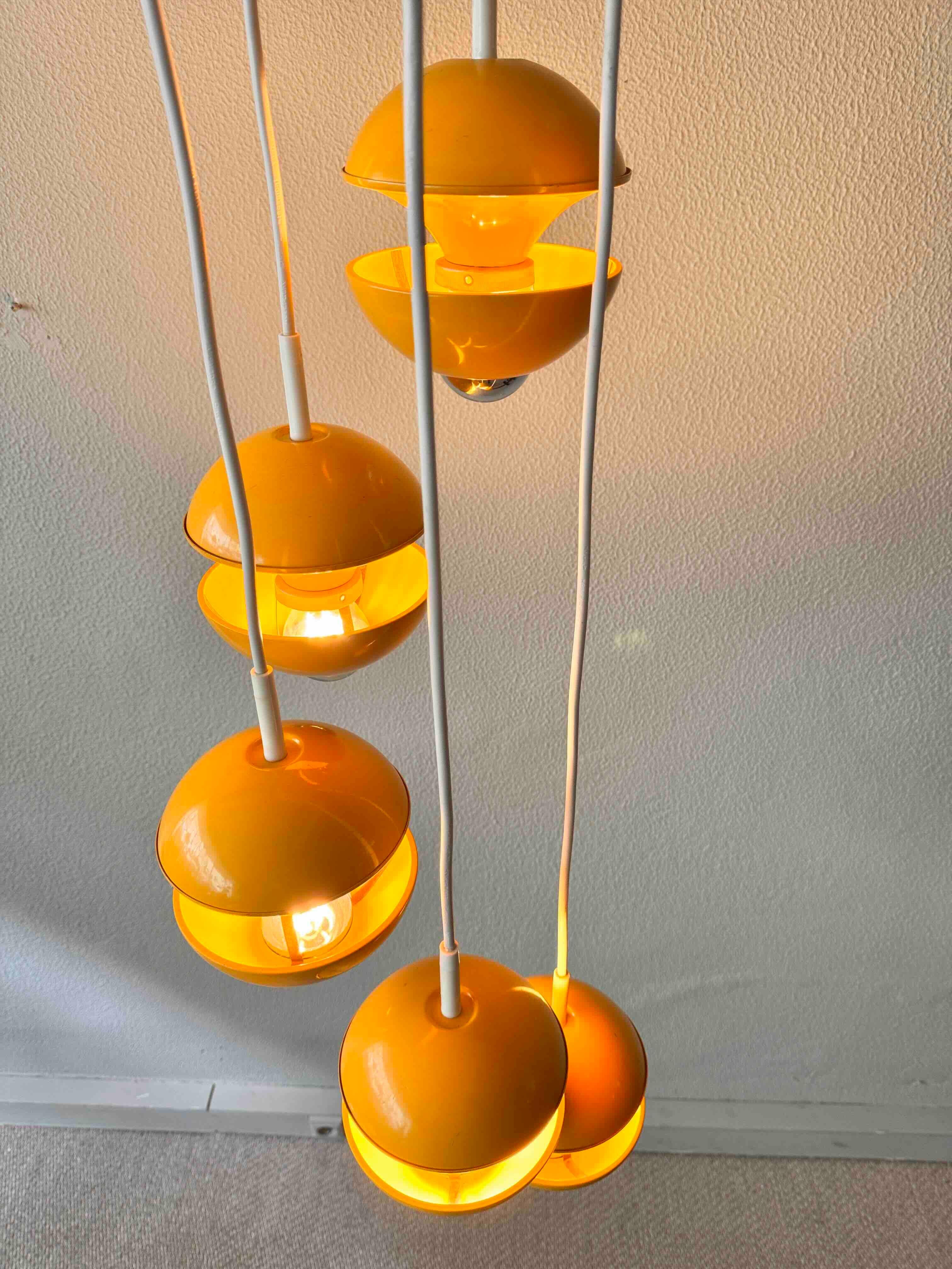 Space Age Cascade Lamp by Klaus Hempel for Kaiser, Germany, 1972 10