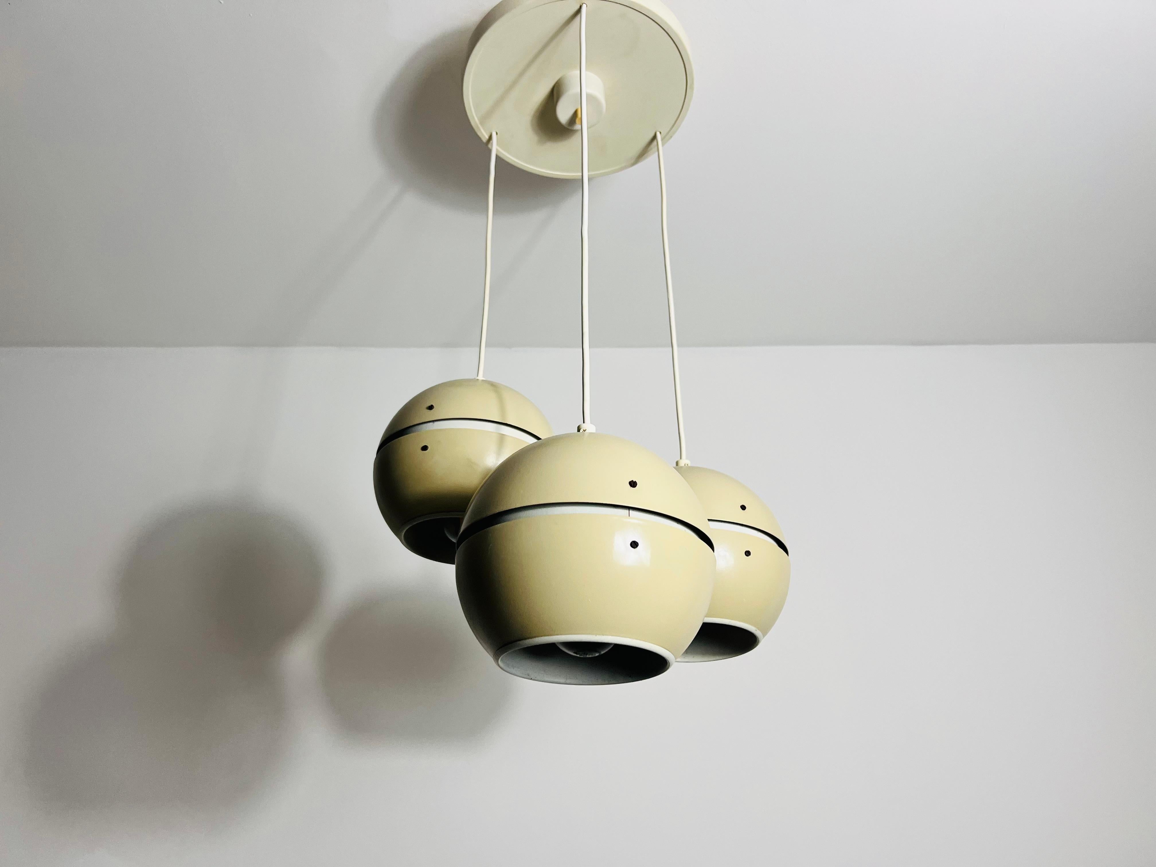 Fine XX secolo Lampada a sospensione a cascata A Space Age, Germania Est, anni '70 in vendita