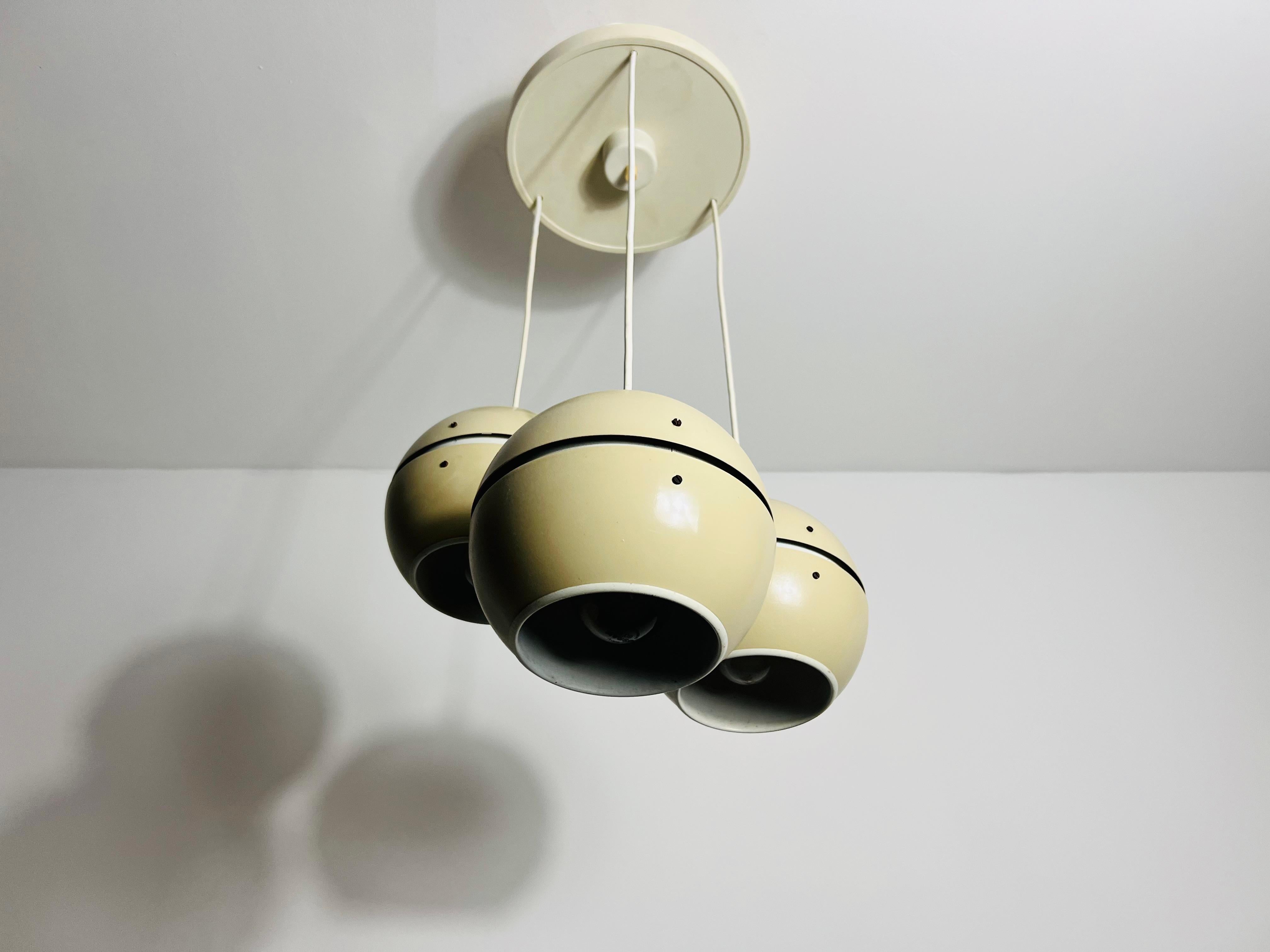 Plastica Lampada a sospensione a cascata A Space Age, Germania Est, anni '70 in vendita