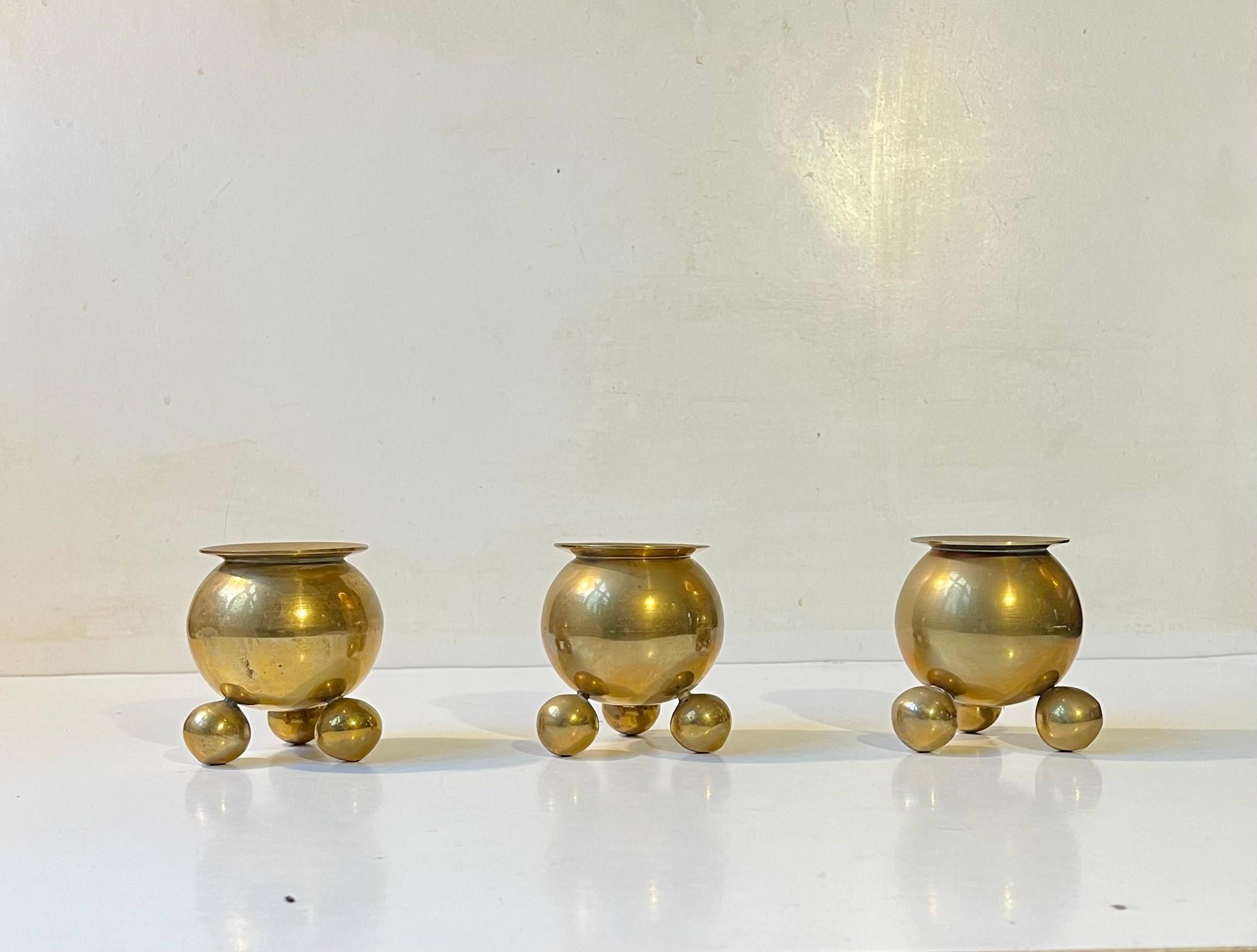 Space Age Cauldron Brass Candlesticks, Scandinavian 1950s In Good Condition For Sale In Esbjerg, DK