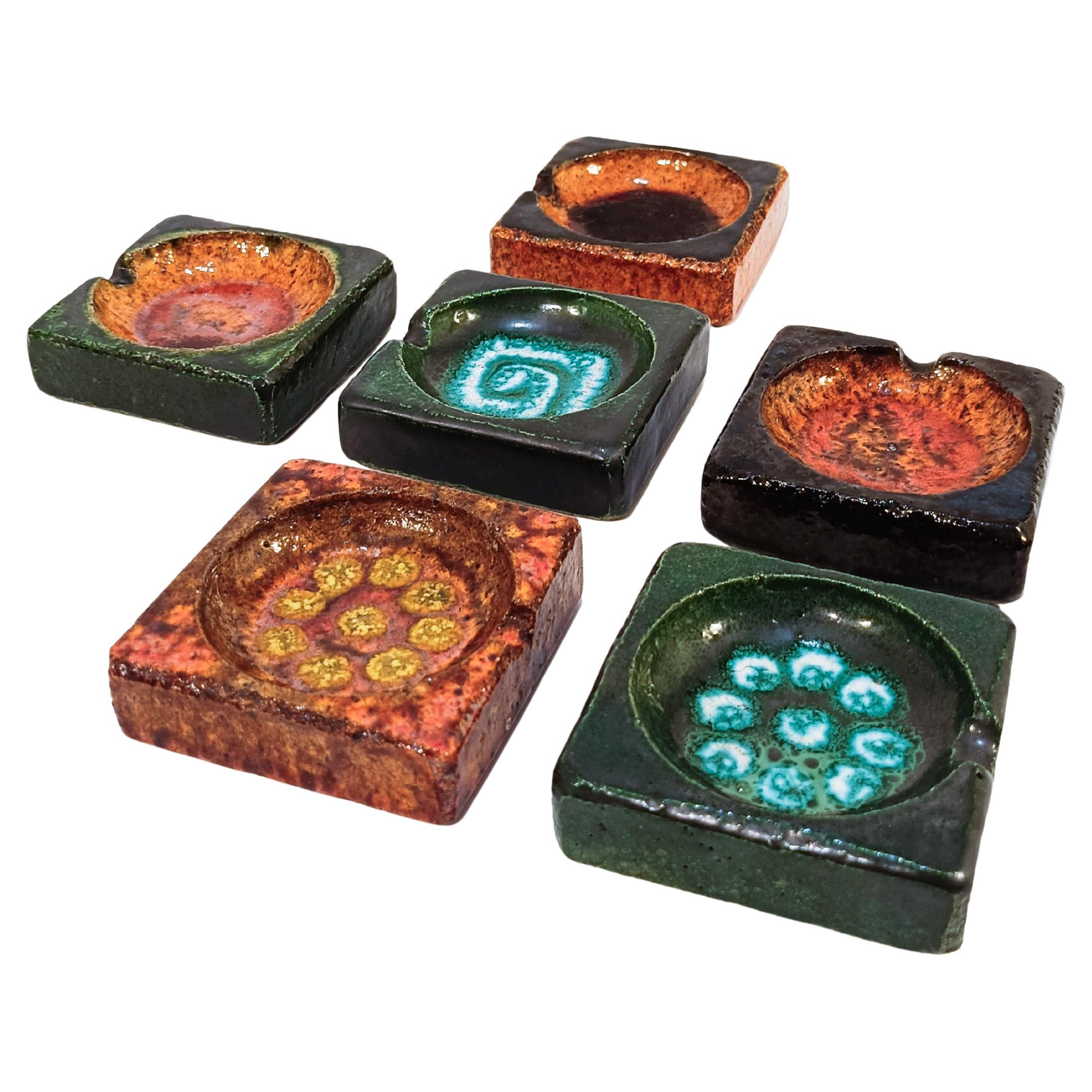Space Age. Ceramic ashtrays set by Scheurich, Germany, 1970s For Sale