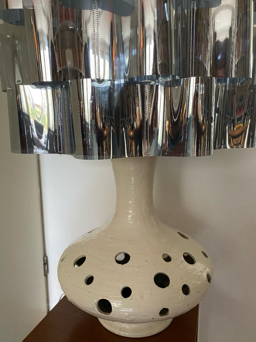 Mid-Century Modern Space Age Ceramic Lamp with New Lampshade For Sale