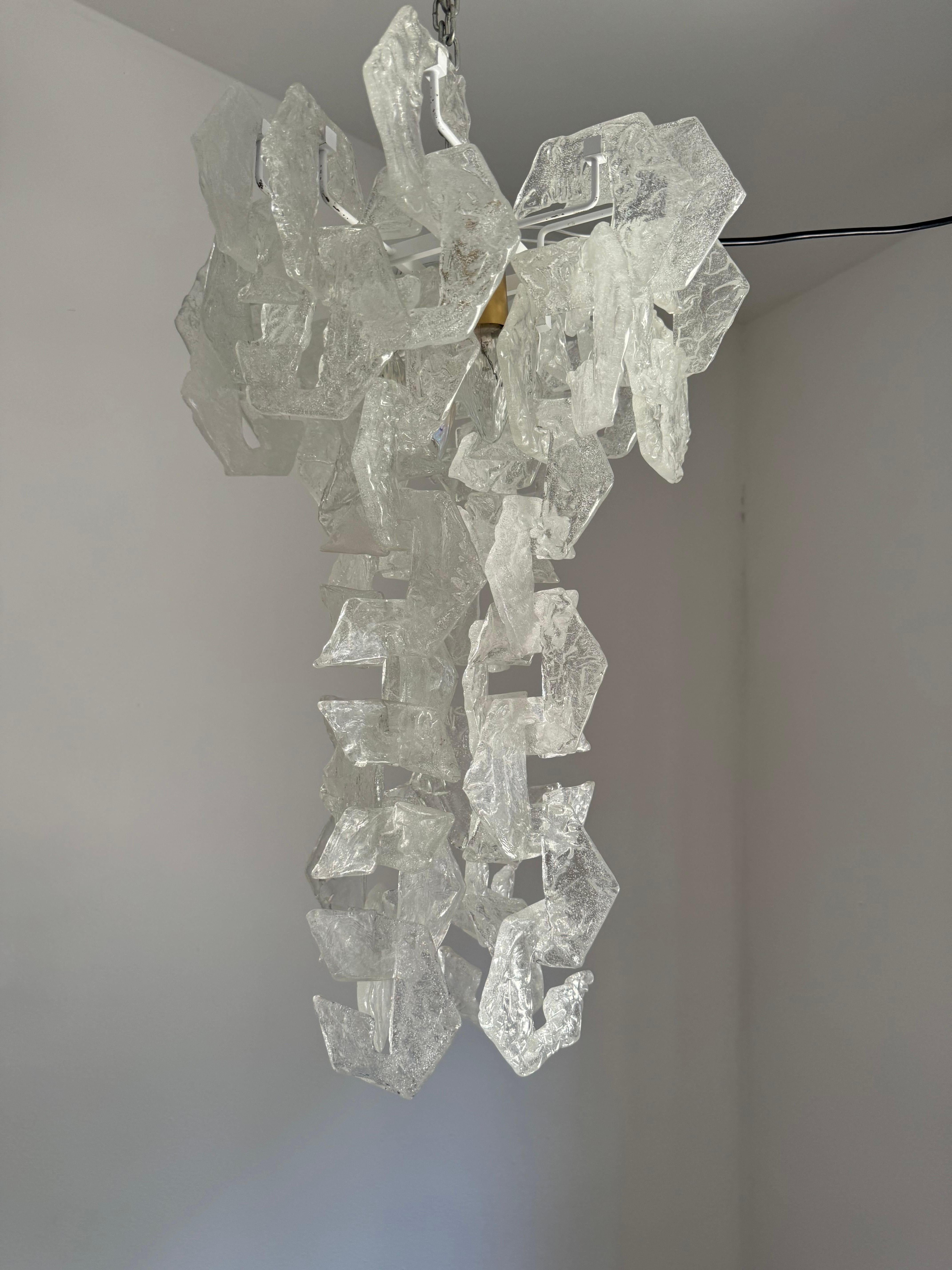 Space Age Chandelier by Carlo Nason for Mazzega in Murano Glass. ca. 1968 For Sale 6
