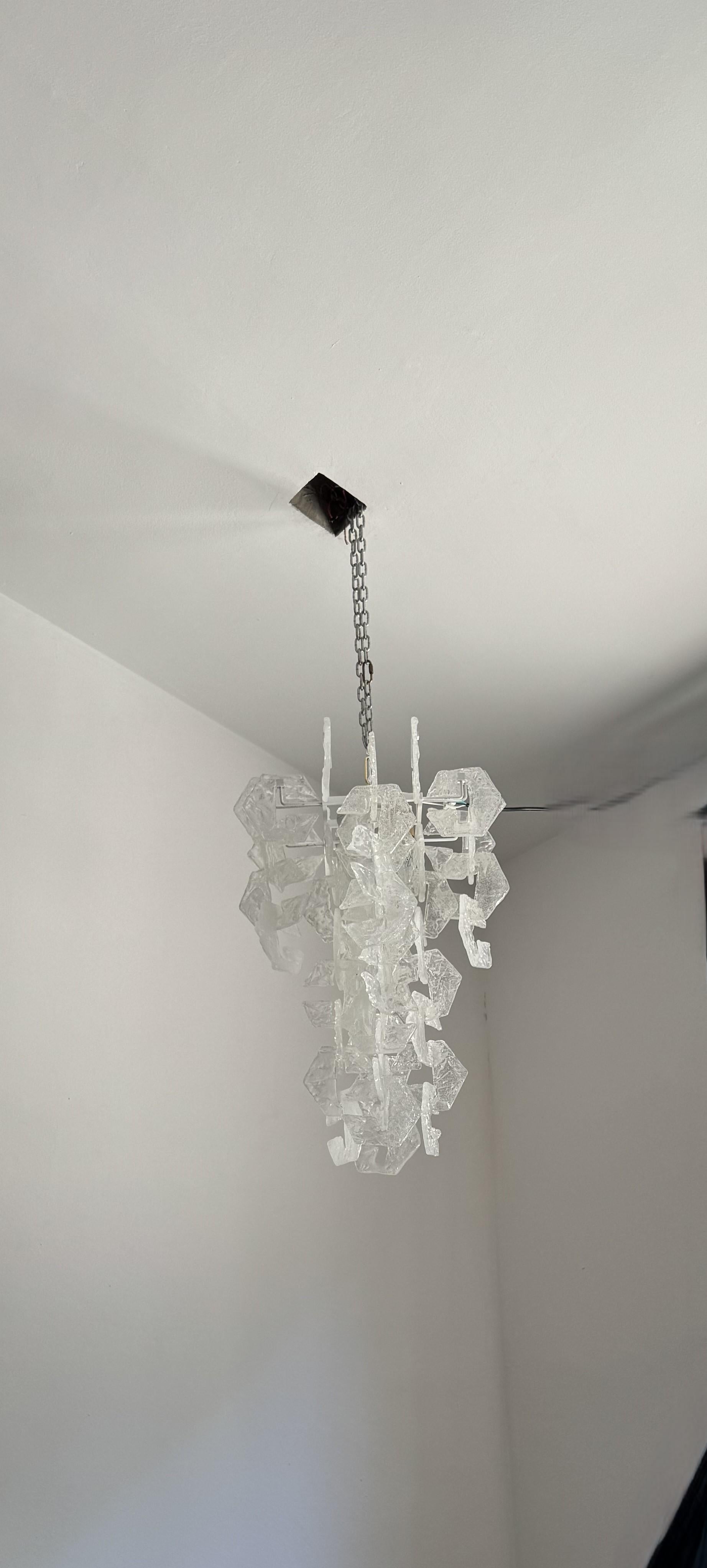 Italian Space Age Chandelier by Carlo Nason for Mazzega in Murano Glass. ca. 1968 For Sale