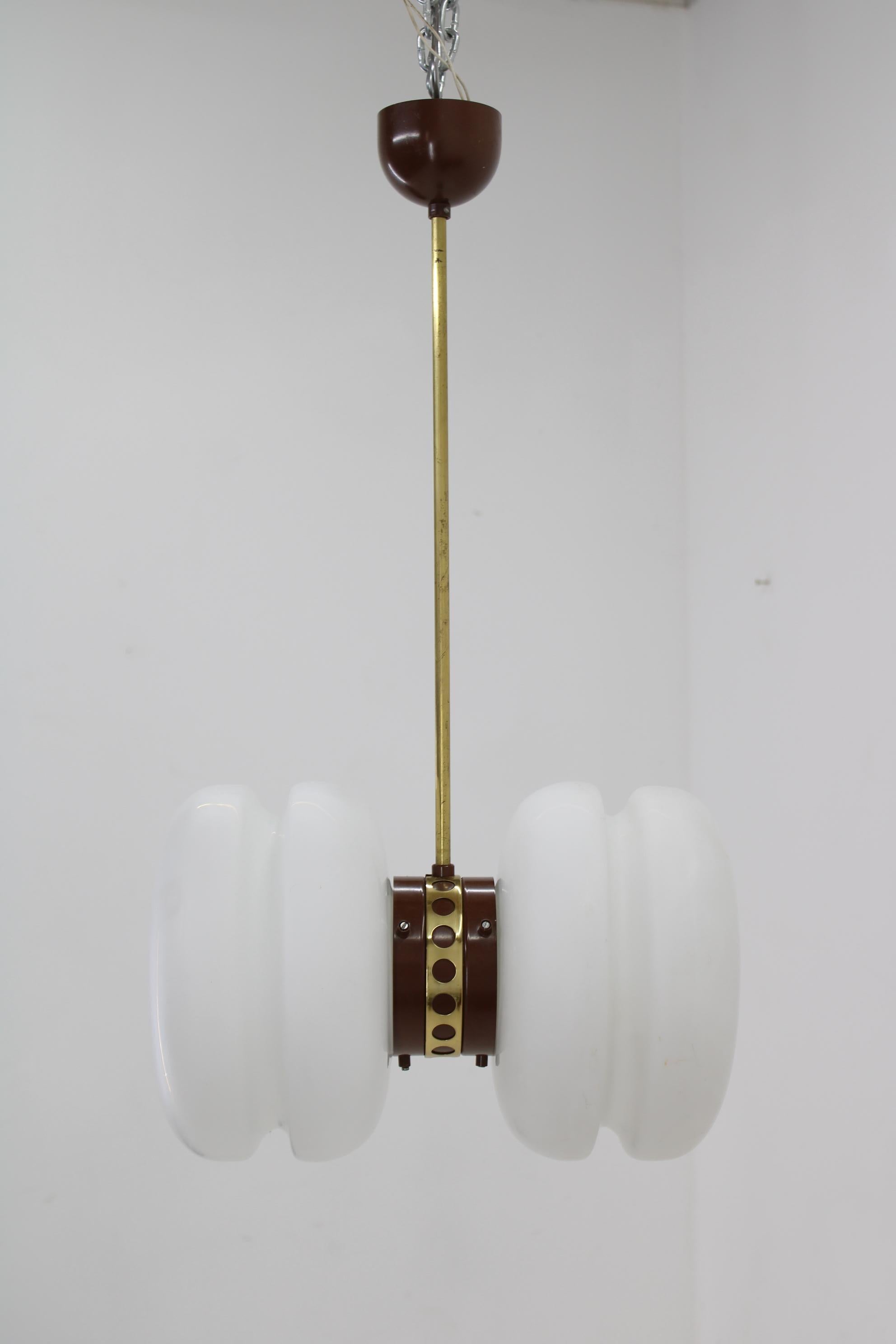 Space Age Chandelier by Napako, 1960s In Good Condition For Sale In Praha, CZ