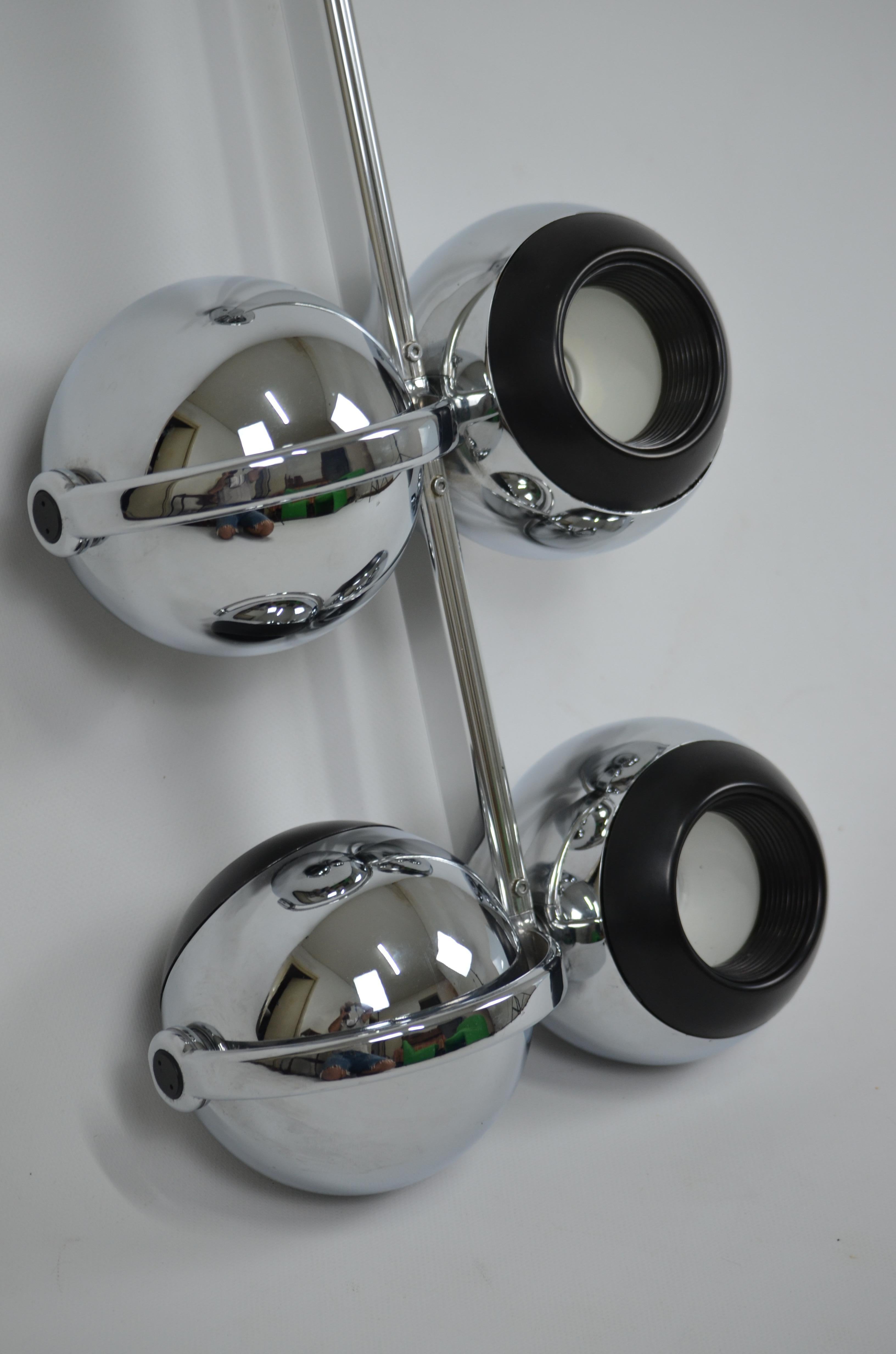 Space age chandelier by Terence Conran, for Erco, 1970s For Sale 1