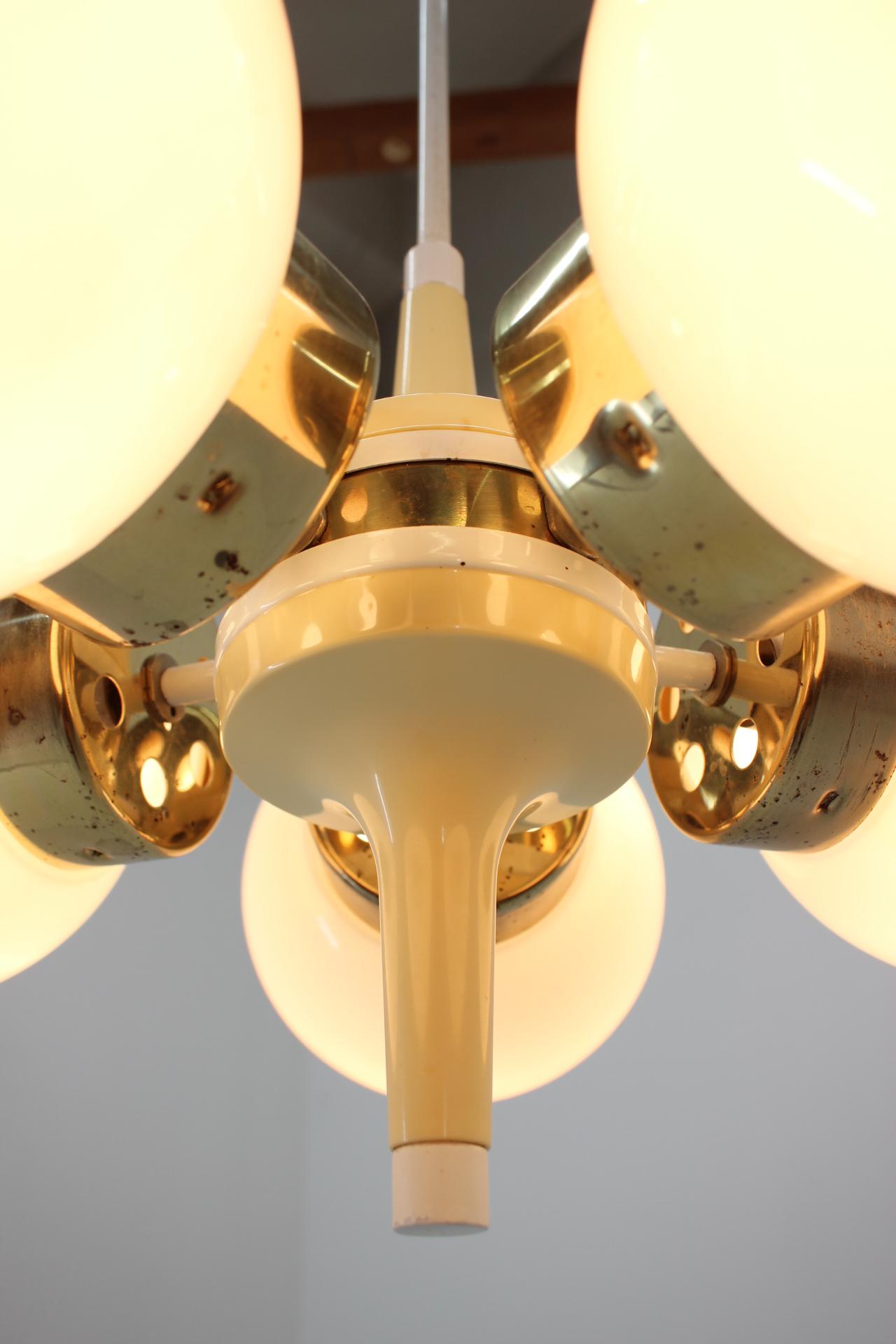 Space Age Chandelier Sputnik by Elektroinstala Decin, 1970s For Sale 6