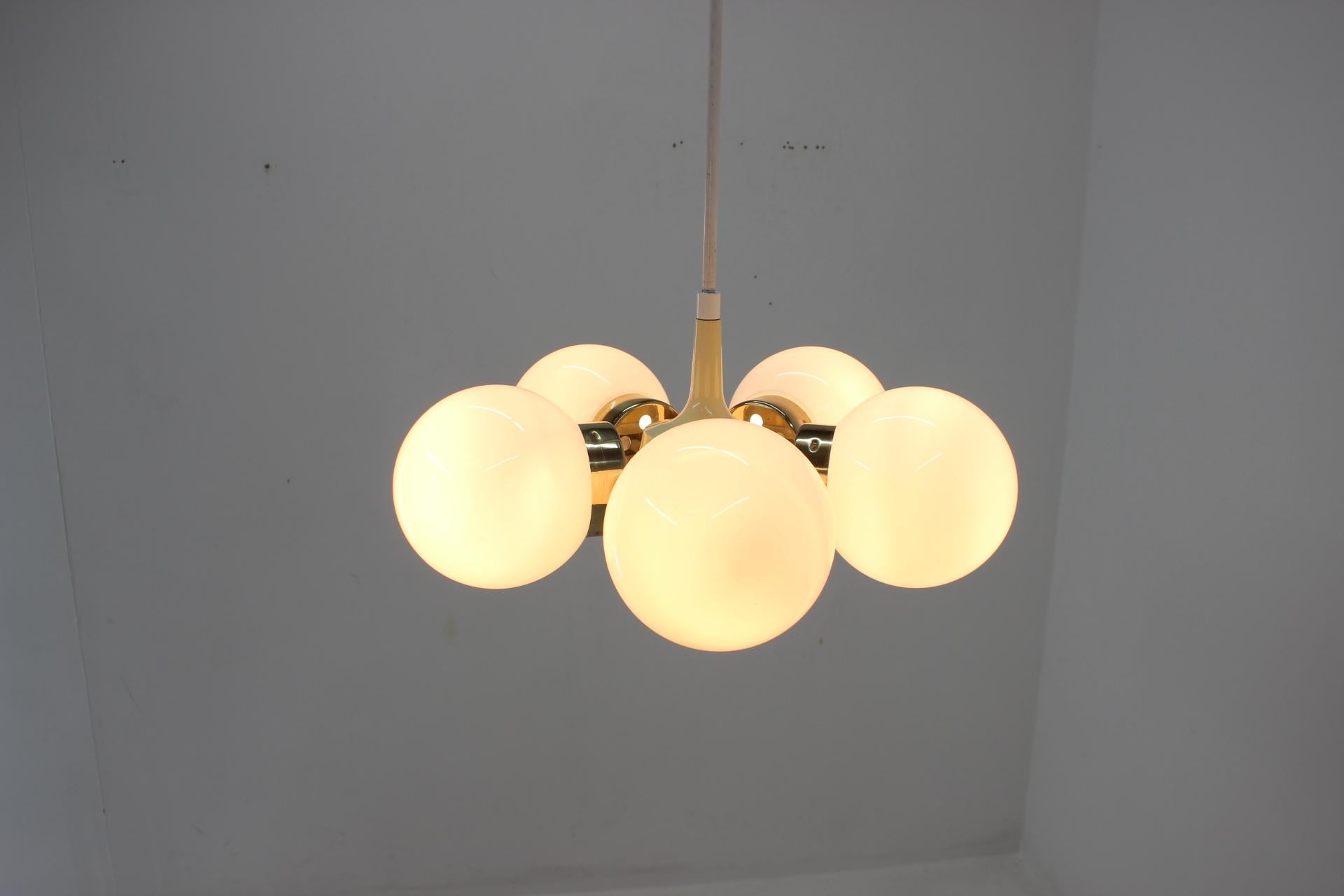 Space Age Chandelier Sputnik by Elektroinstala Decin, 1970s For Sale 7