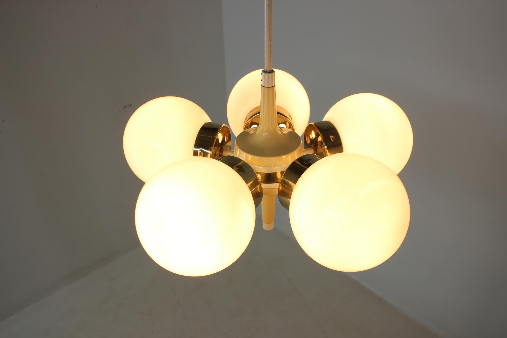 Space Age Chandelier Sputnik by Elektroinstala Decin, 1970s For Sale 3