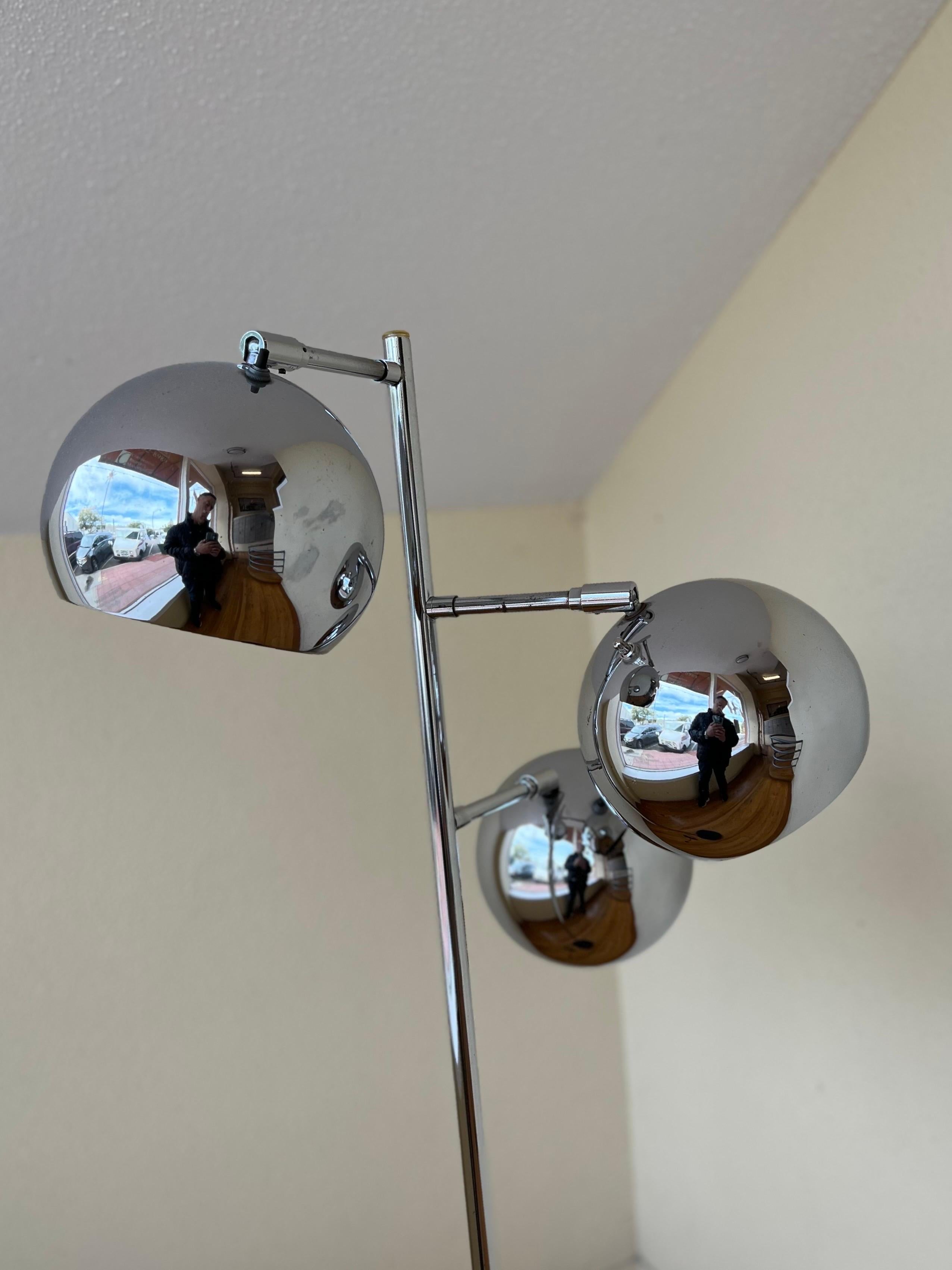 20th Century Space Age Chrome 3 Globe Multidirectional Floor Lamp by Robert Sonneman
