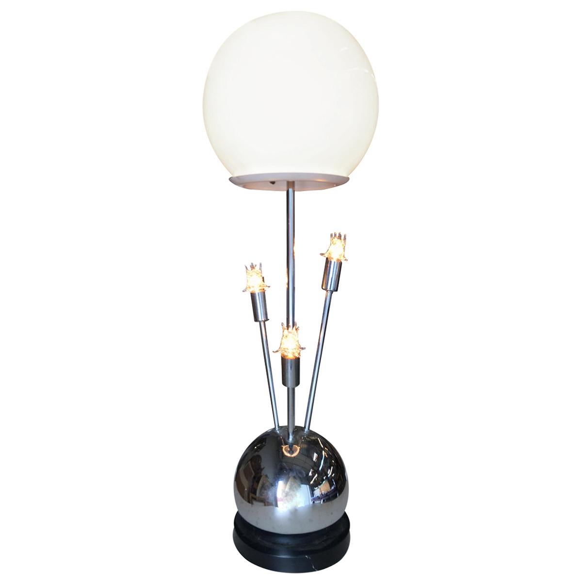 Lampe de bureau boule chromée de l'ère spatiale à quatre lumières, attribuée à Torino en vente