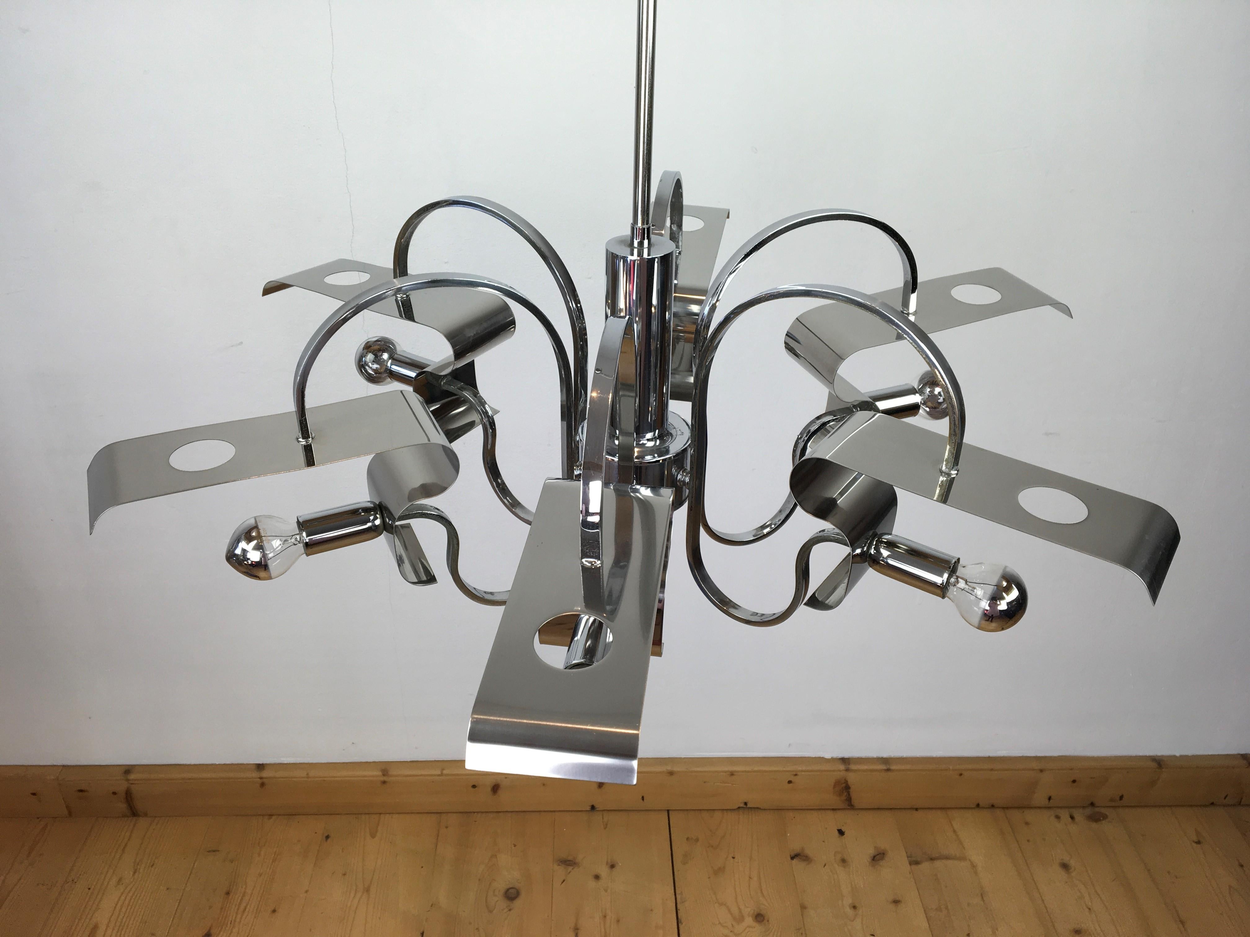 Space Age Chrome Chandelier, 1960s In Good Condition In Antwerp, BE