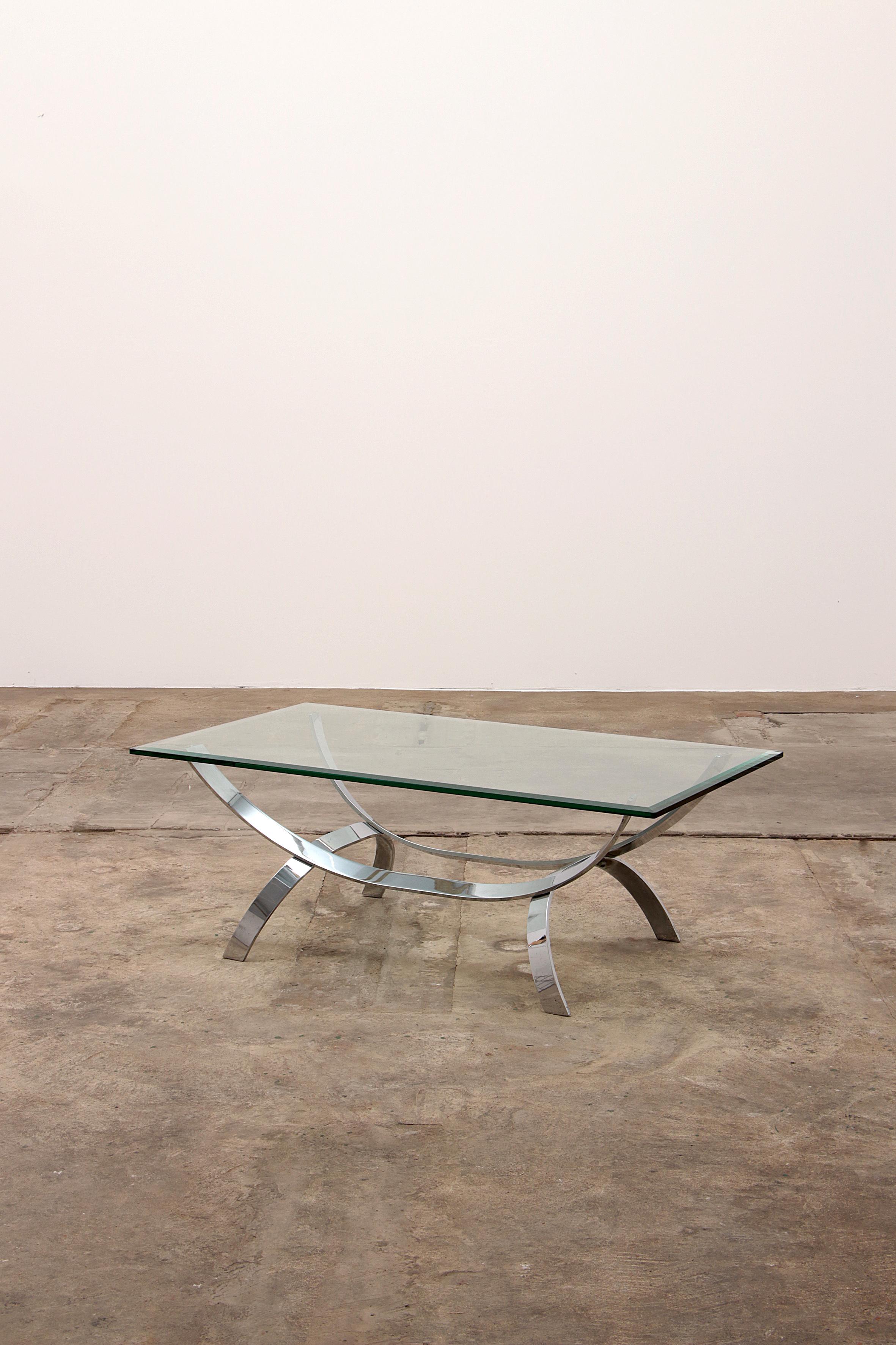This is a beautiful Space Age coffee table with a Chrome base, the Chrome is beautifully polished and therefore has a beautiful shine.
Originating from Germany and made in Germany.
Sustainable: environmentally conscious by supplementing your