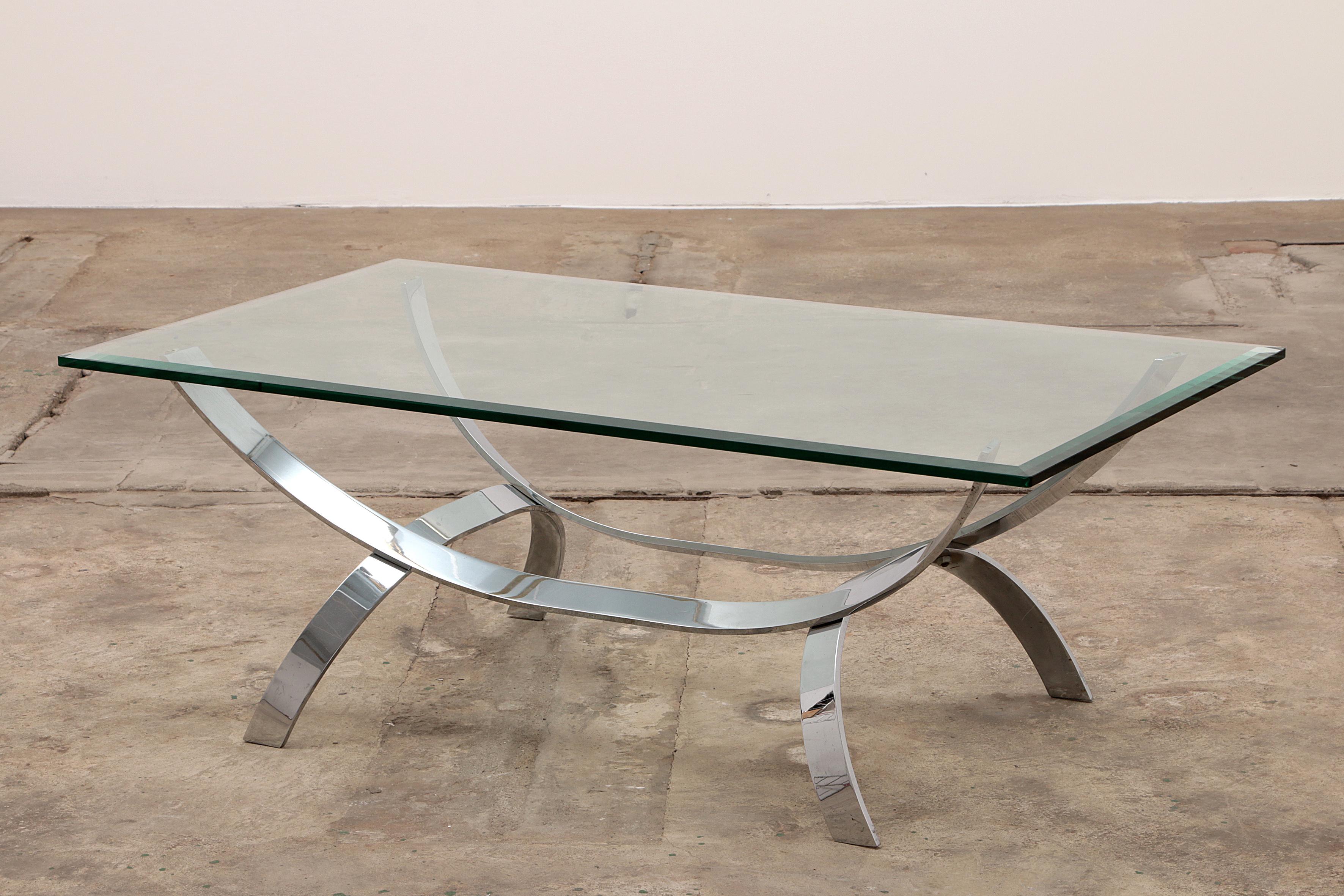 Allemand Table basse chromée de l'ère spatiale avec plateau en verre épais 1970 en vente