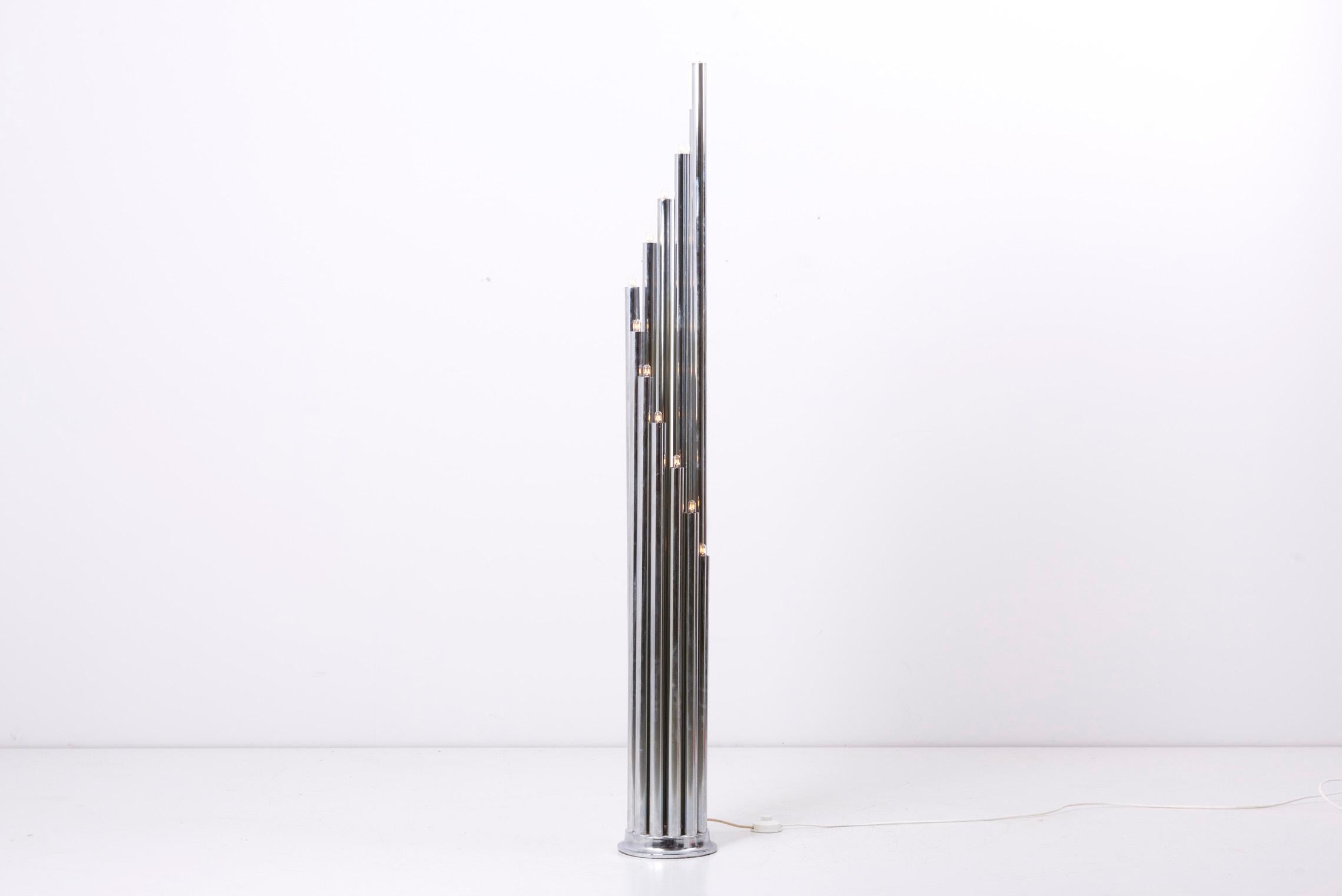 12 light floor lamp in chrome by Italian manufacturer Reggiani.
12 E14 bulbs are needed.
Please note: Lamp should be fitted professionally in accordance to local requirements.

 