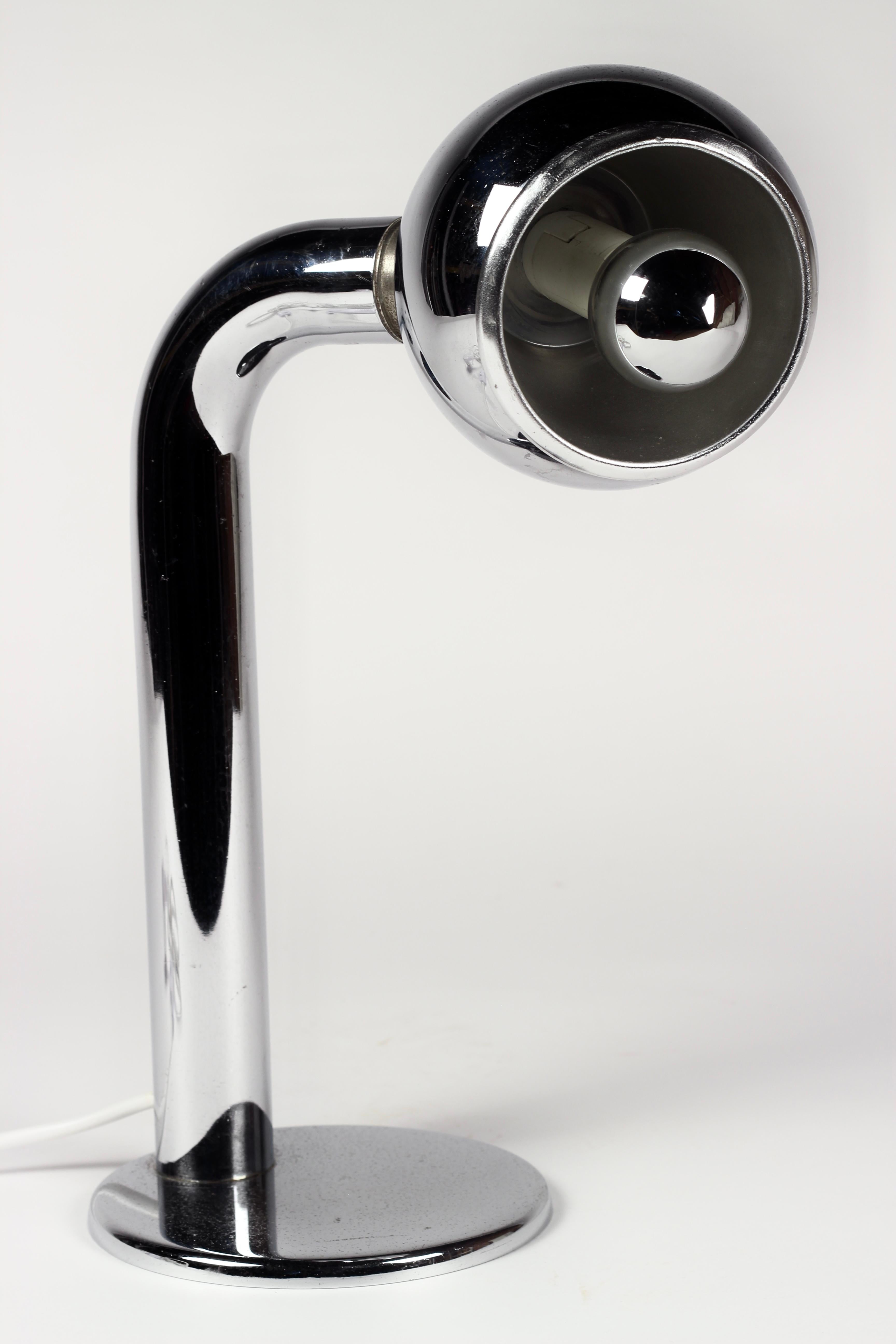 Lampe de bureau magnétique Space and Chrome, 1974 Italian Luci Mod. 414 en vente 2