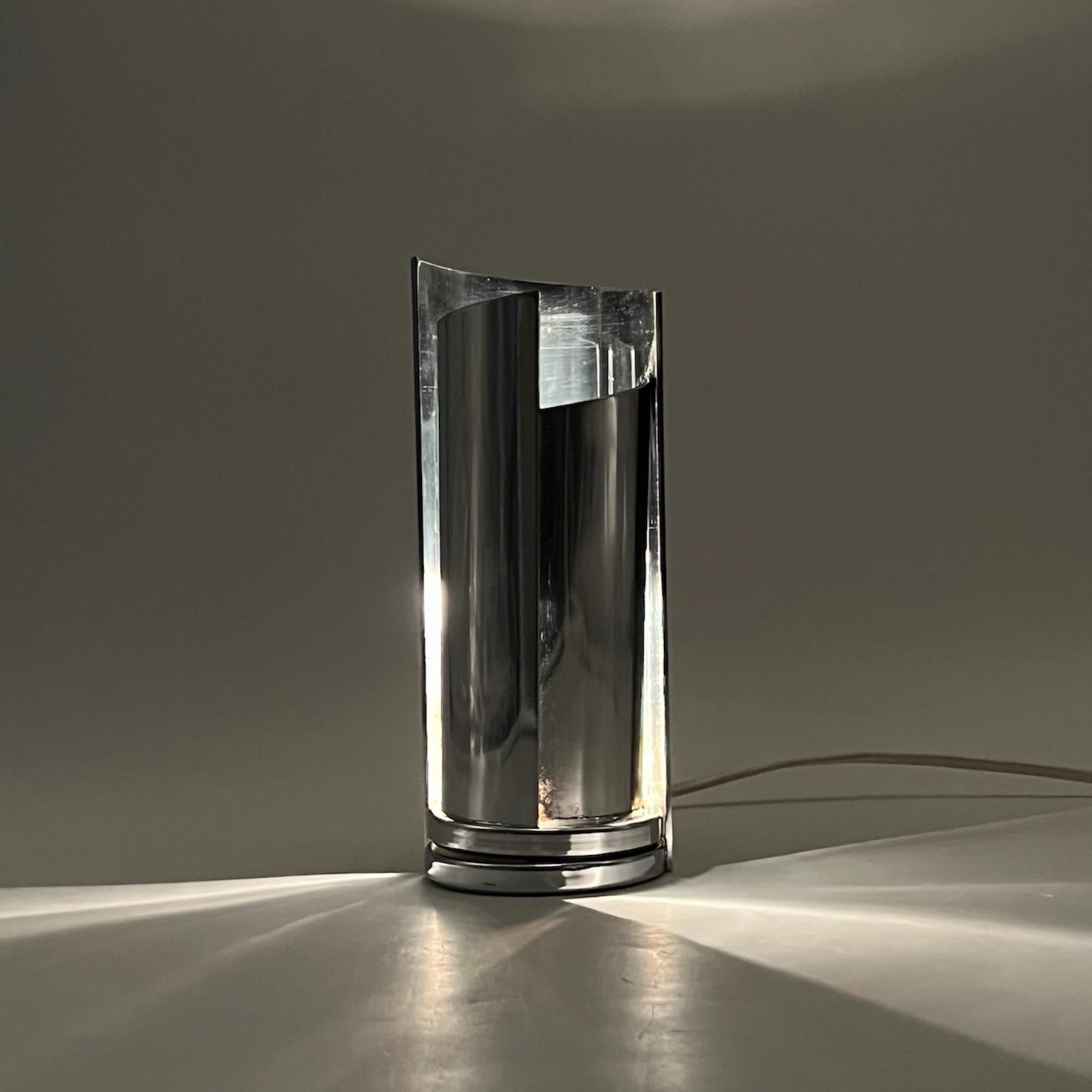 Fin du 20e siècle Lampe chromée de l'ère spatiale avec abat-jour réglable Selenova TA 447, 1970 en vente