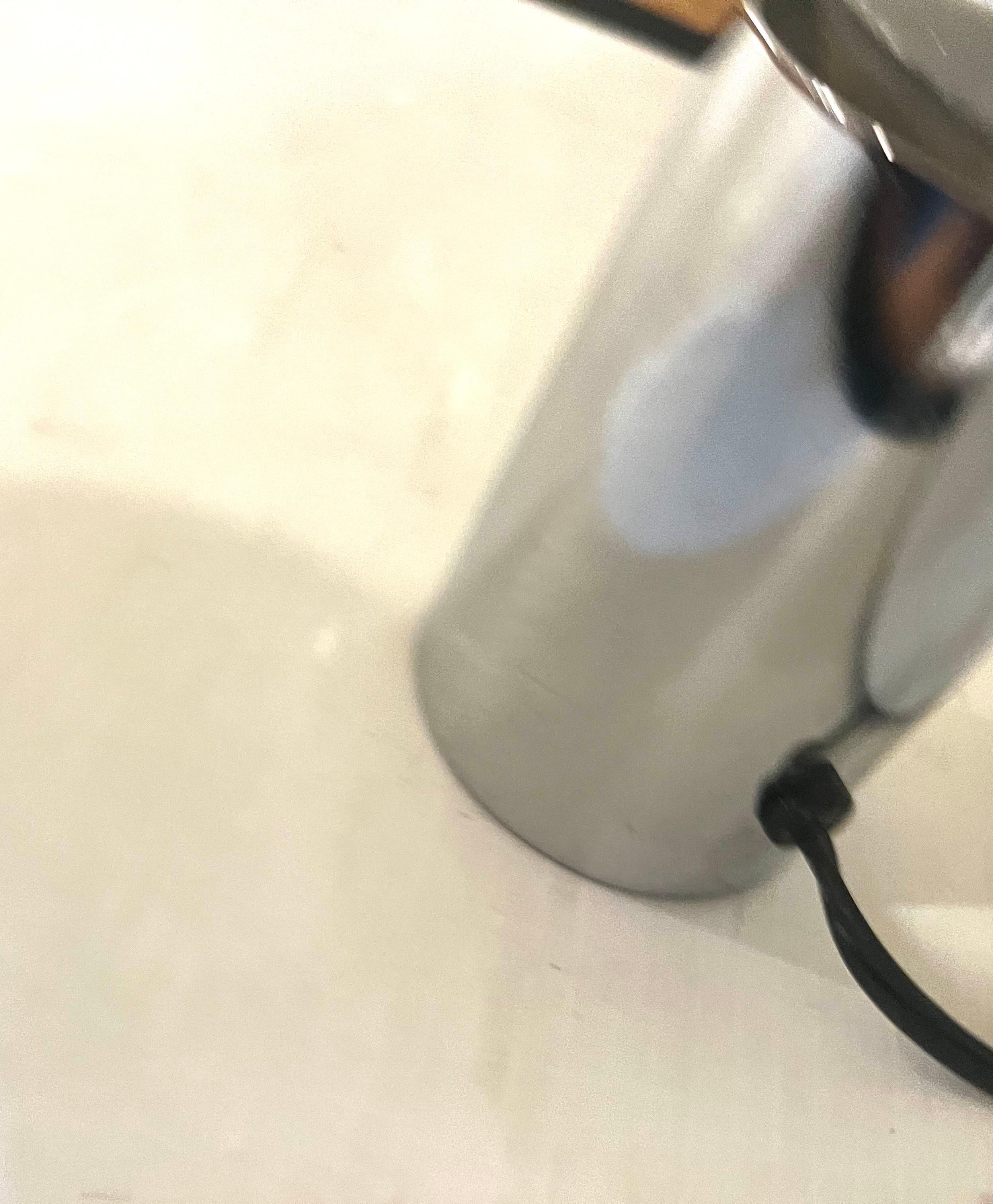 Space Age Chrome Minimalist California Design Table Desk Lamp In Excellent Condition In San Diego, CA