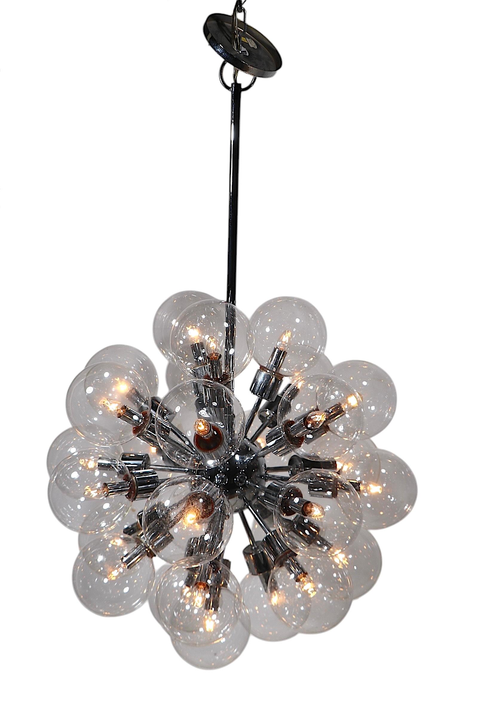 Lustre Spoutnik de l'ère spatiale de Motoko Ishii pour Lightolier, vers 1977 en vente 5