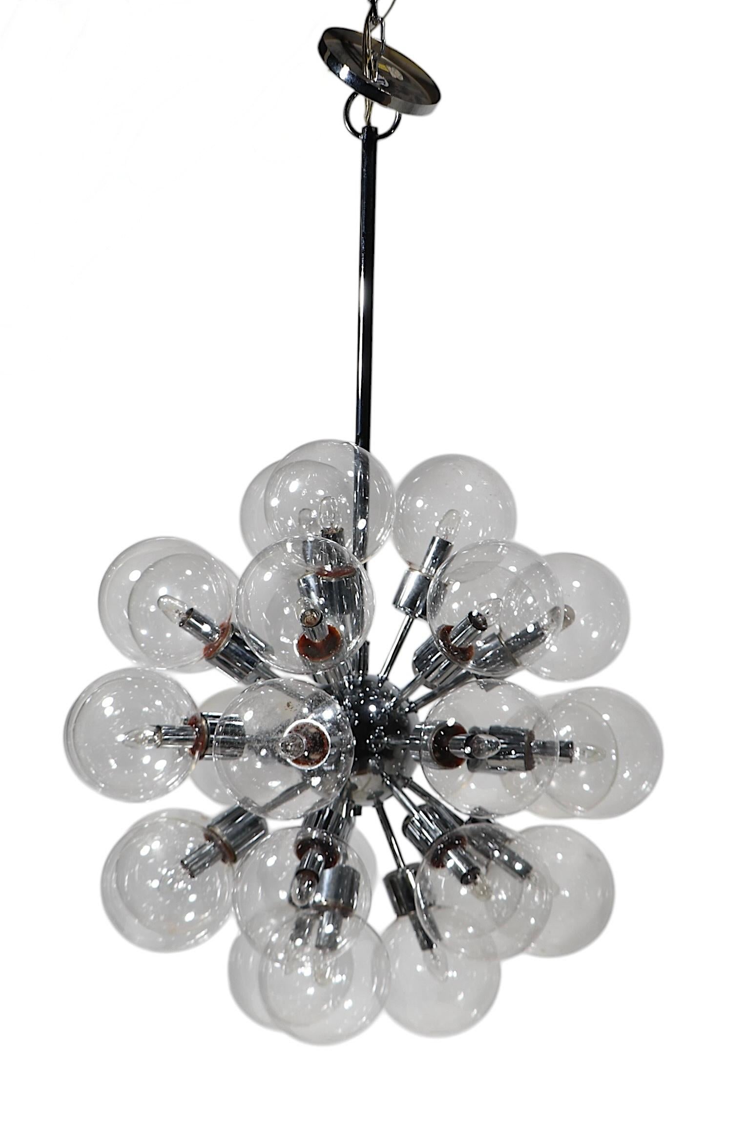 Lustre Spoutnik de l'ère spatiale de Motoko Ishii pour Lightolier, vers 1977 en vente 6
