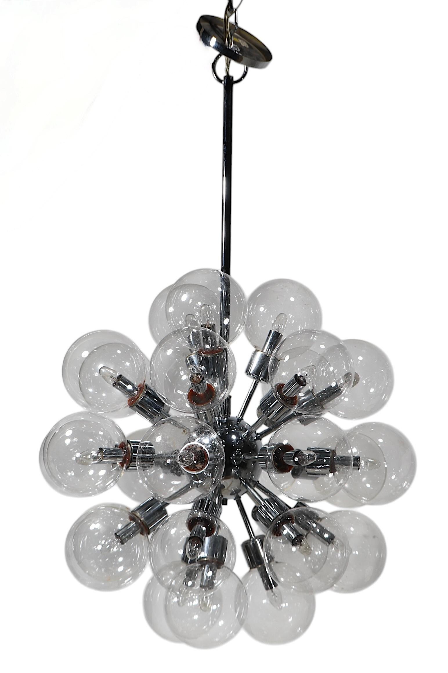 Fin du 20e siècle Lustre Spoutnik de l'ère spatiale de Motoko Ishii pour Lightolier, vers 1977 en vente