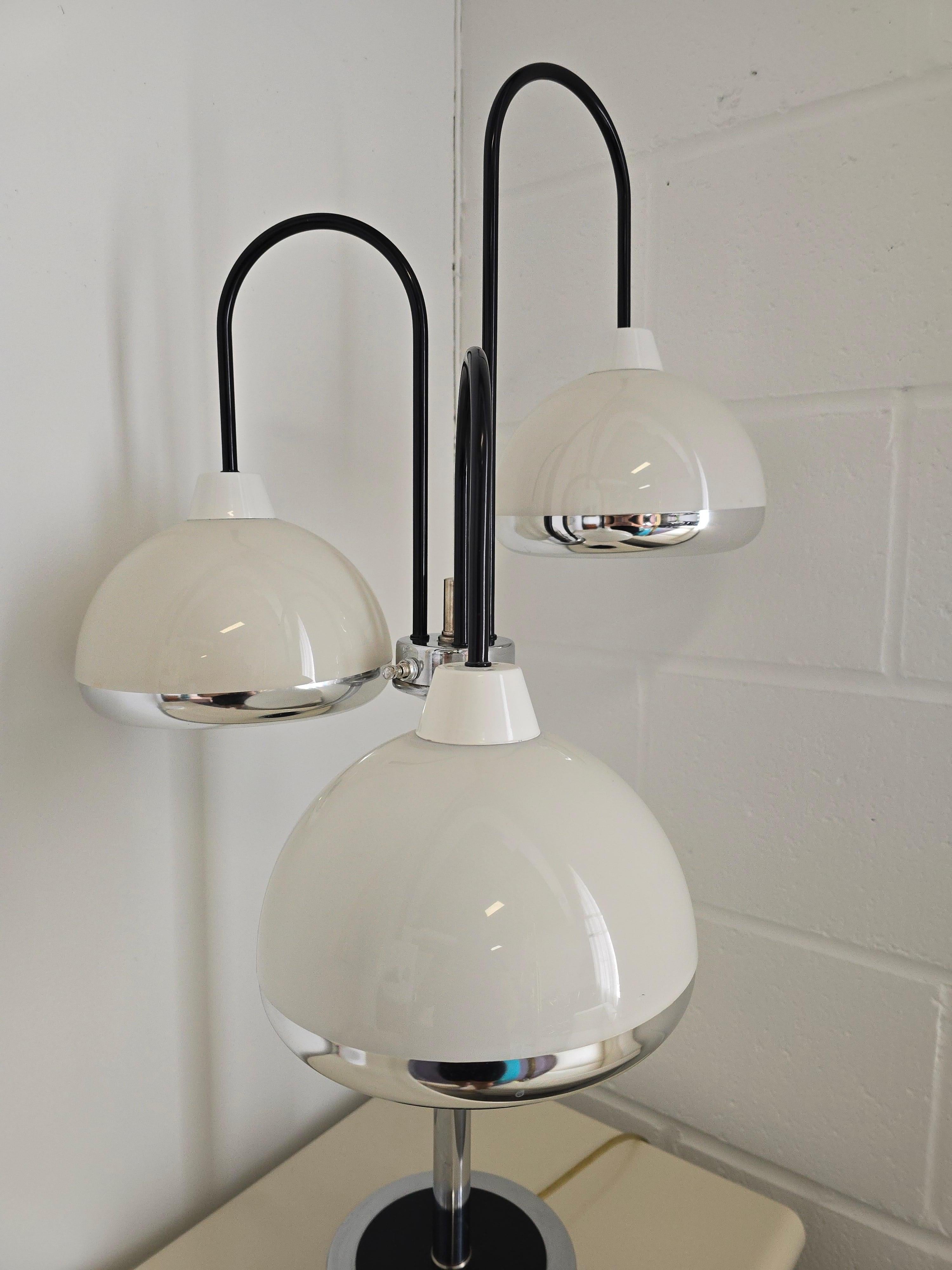 Space Age Chrome Waterfall Three Shade Table Lamp 1