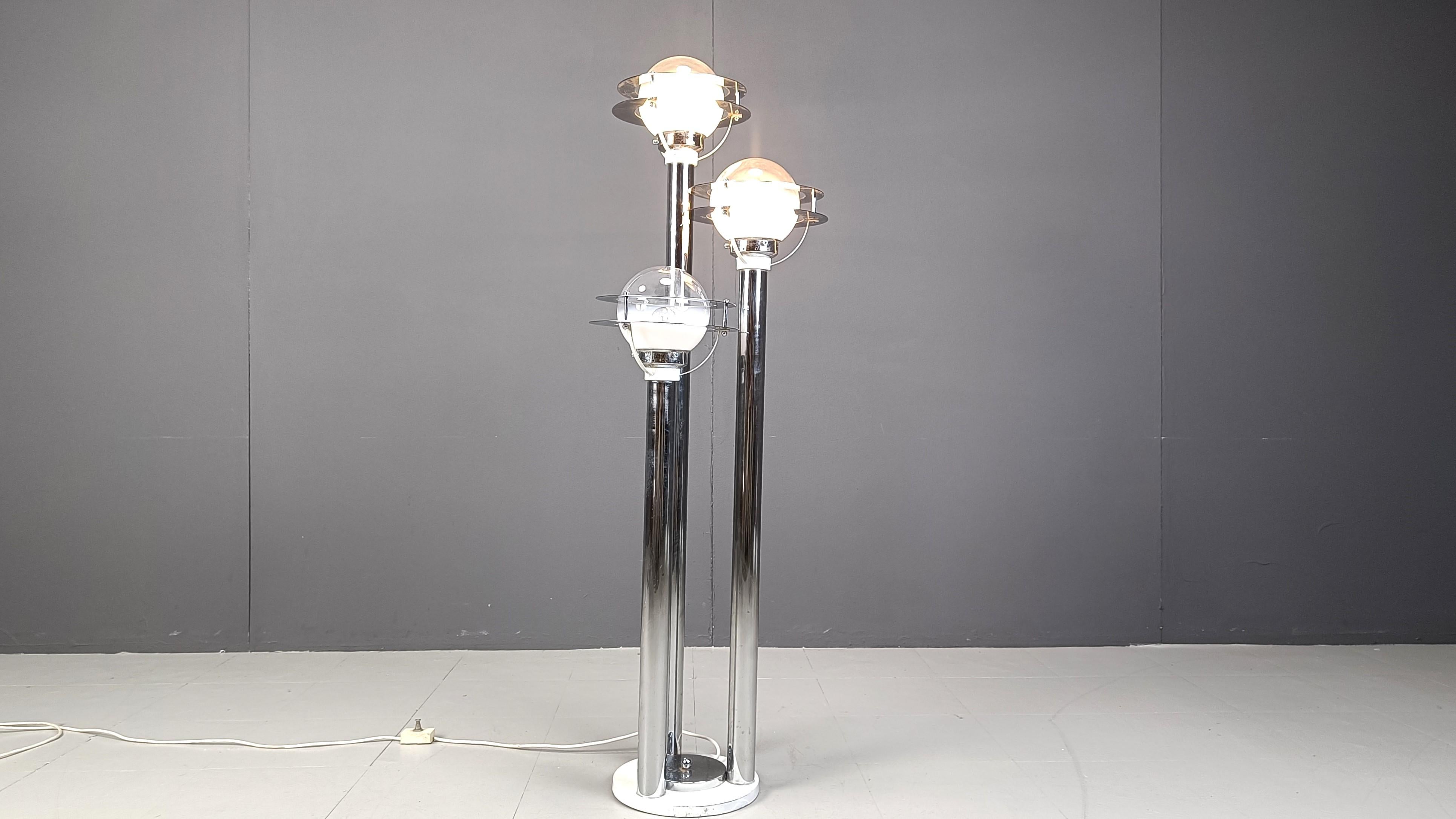 Lampada da terra Space and Chrome e vetro, anni '70 in vendita 1
