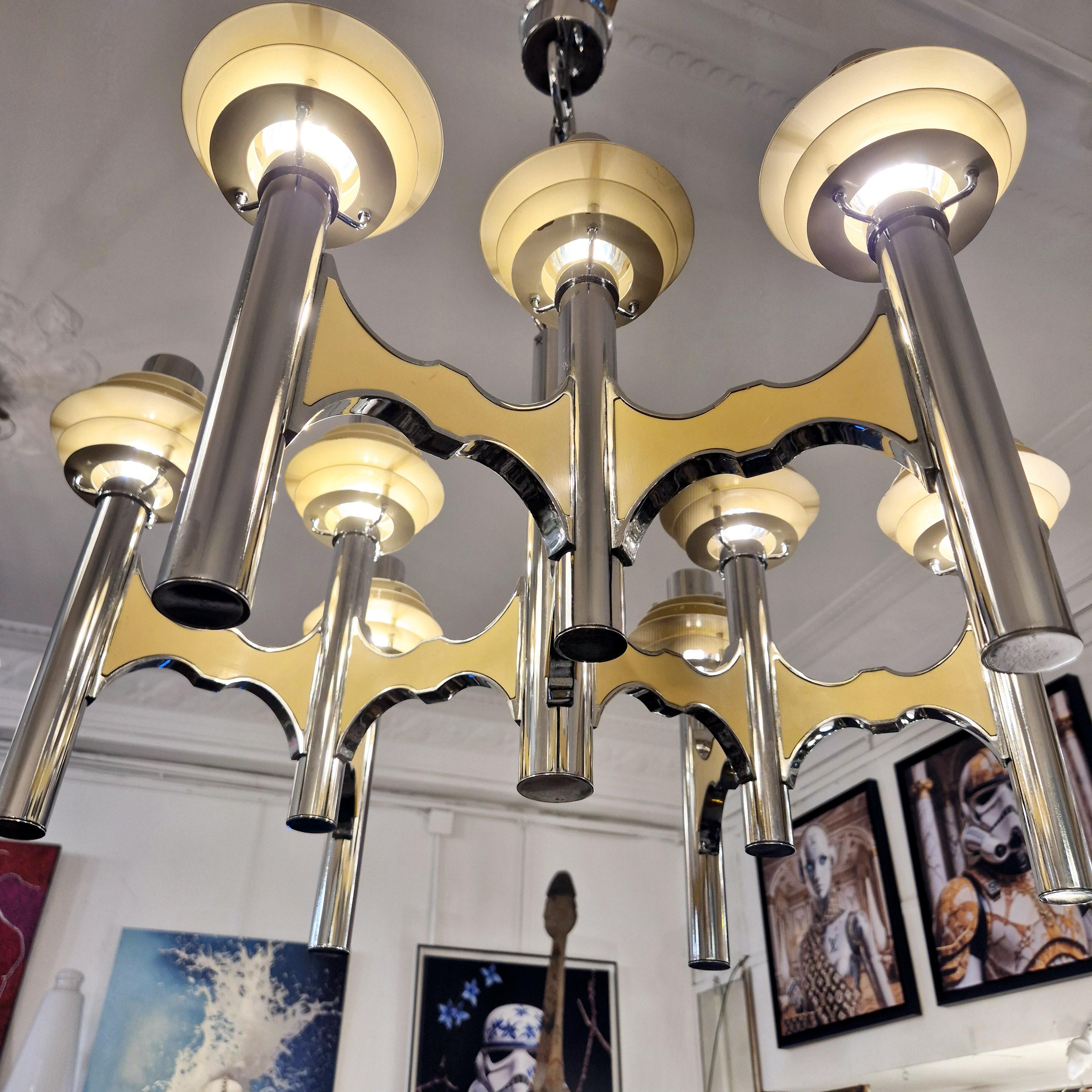 Lampadario in metallo cromato della Space AGE di Gaetano Sciolari, metà del XX secolo in vendita 5