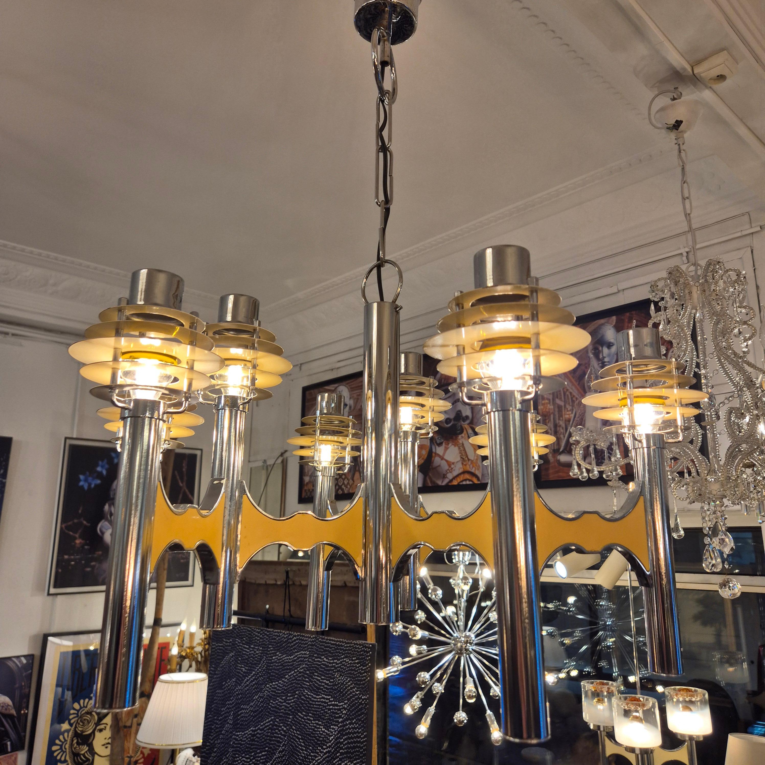 Metà XX secolo Lampadario in metallo cromato della Space AGE di Gaetano Sciolari, metà del XX secolo in vendita
