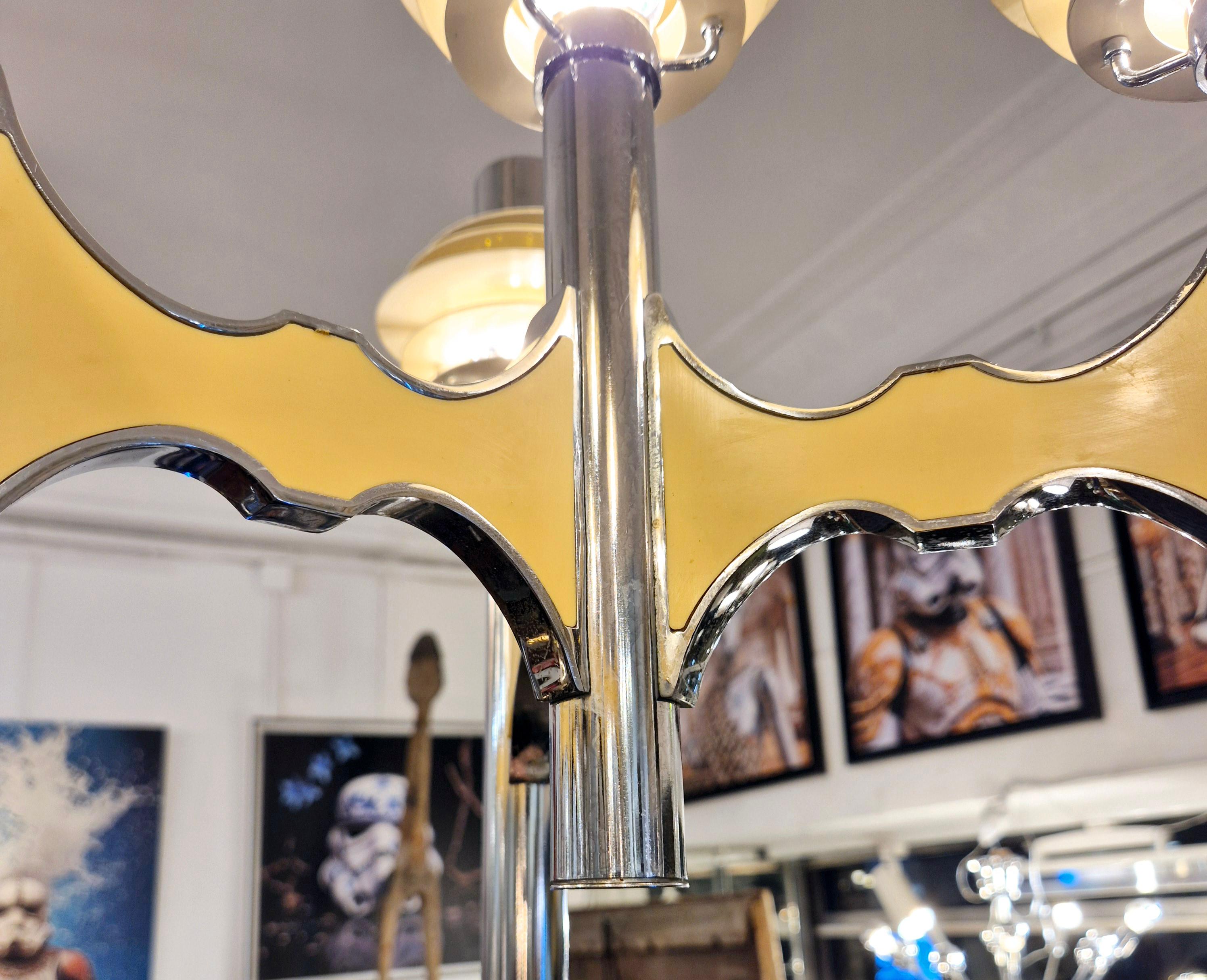 Lampadario in metallo cromato della Space AGE di Gaetano Sciolari, metà del XX secolo in vendita 2