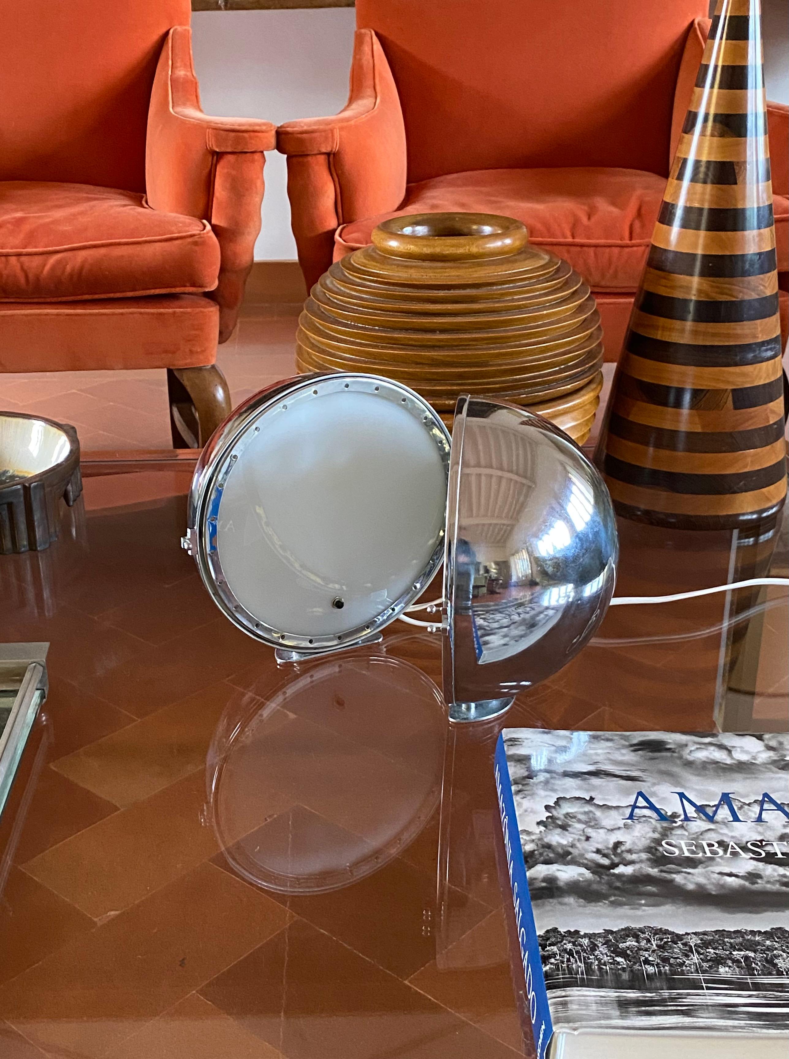 Metal Space age chromed spherical table lamp, Italy, 1970s For Sale