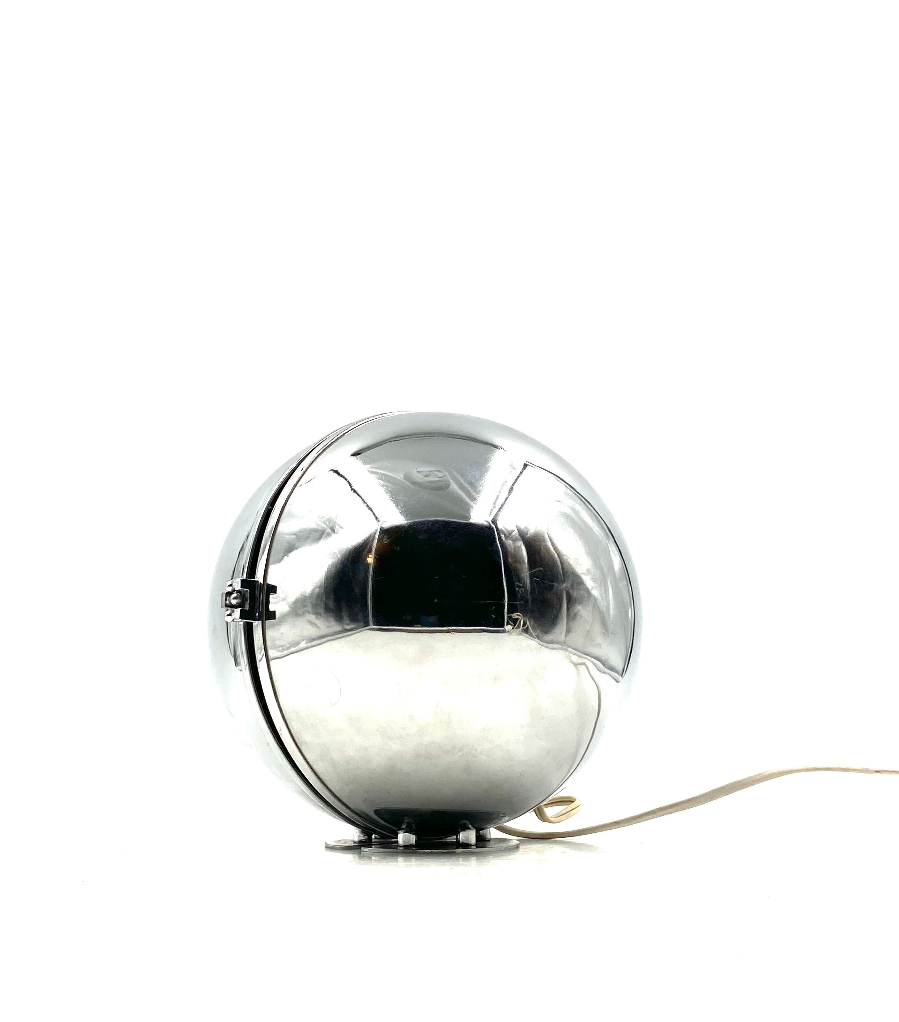 Space age chromed spherical table lamp, Italy, 1970s For Sale 2
