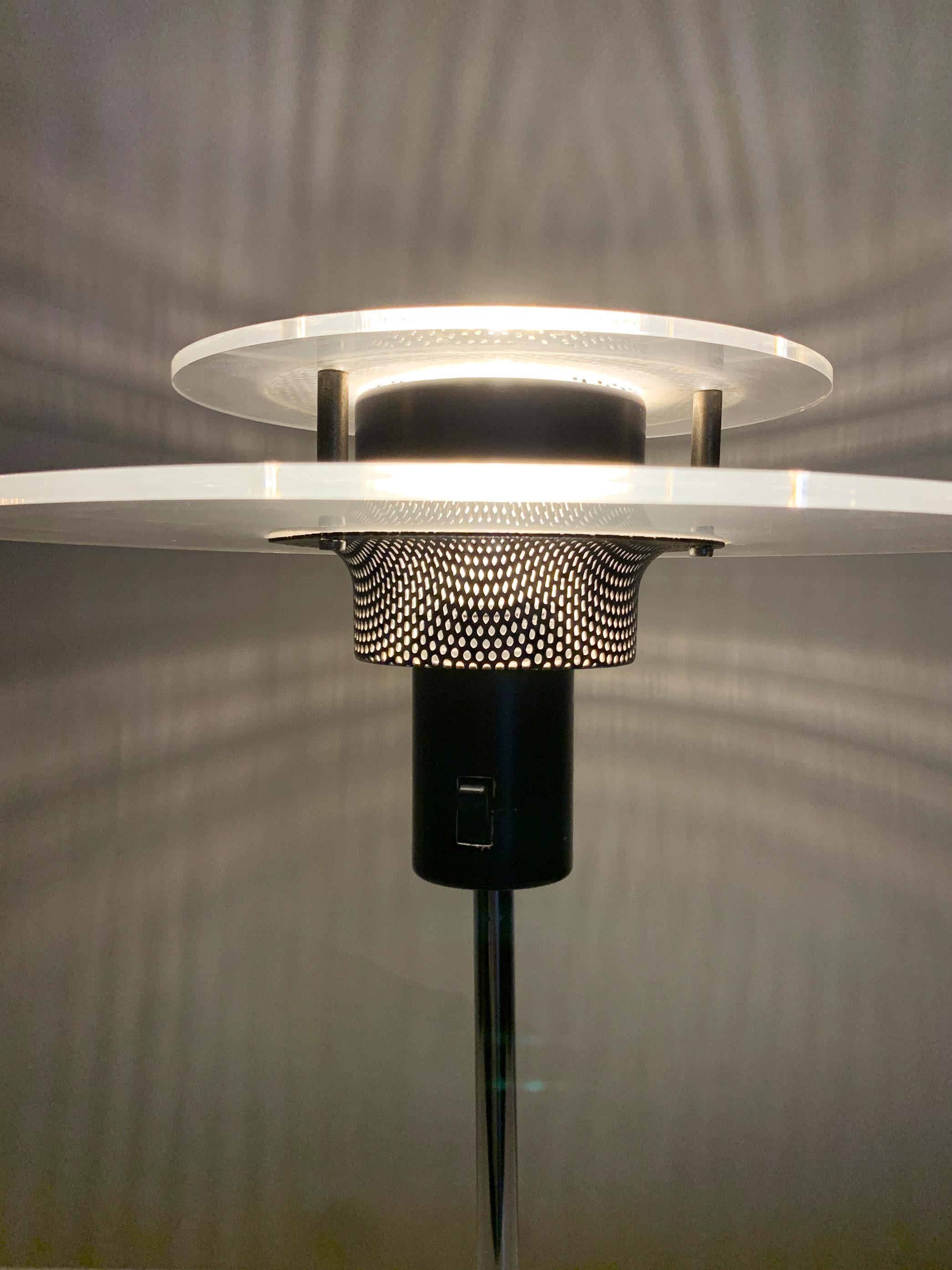 Space Age Cirkel Ikea Table Lamp Plexiglass (Acrylic) and Metal, 1990 For Sale 6