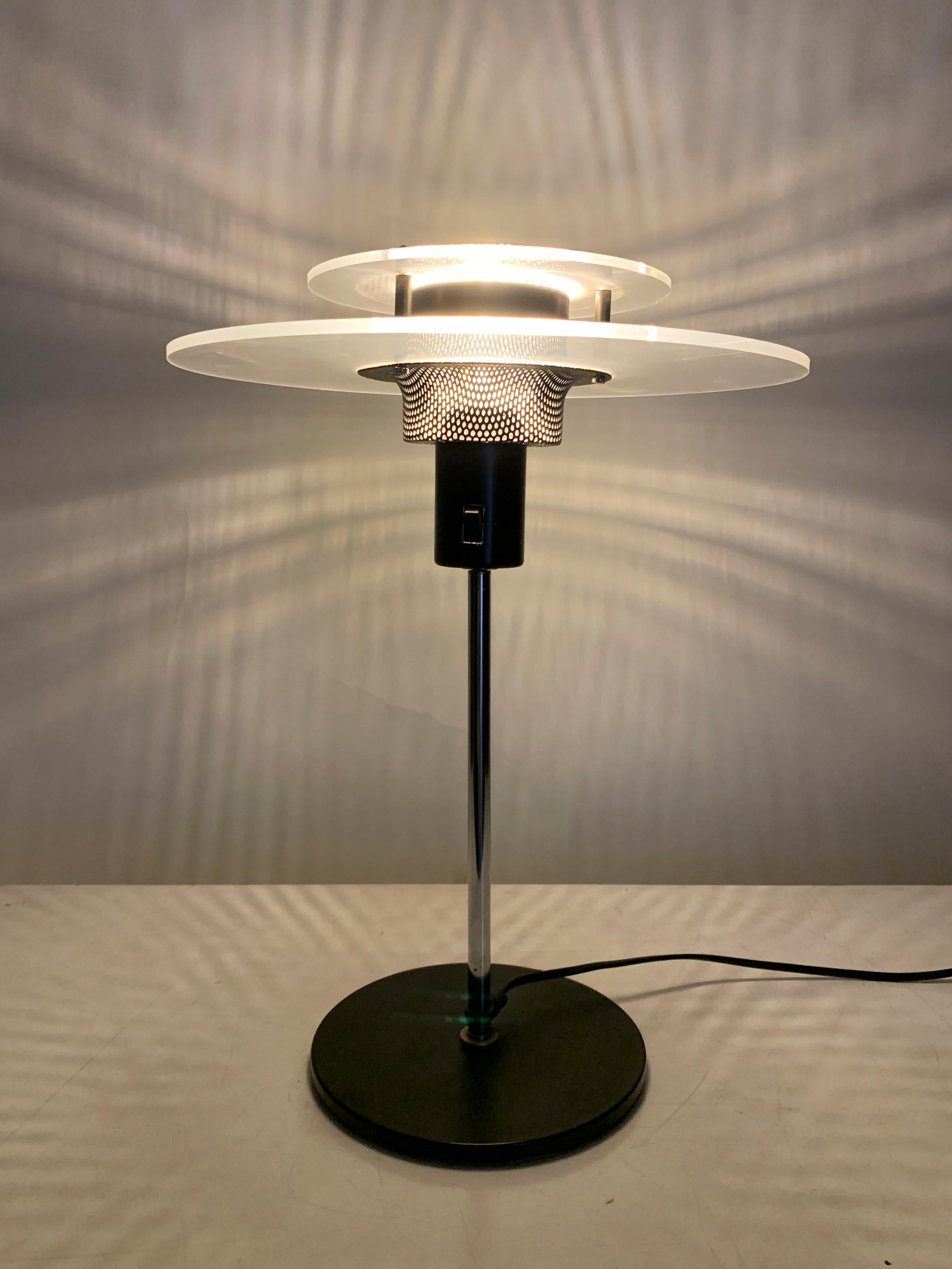 Space Age Cirkel Ikea Table Lamp Plexiglass (Acrylic) and Metal, 1990 For Sale 7