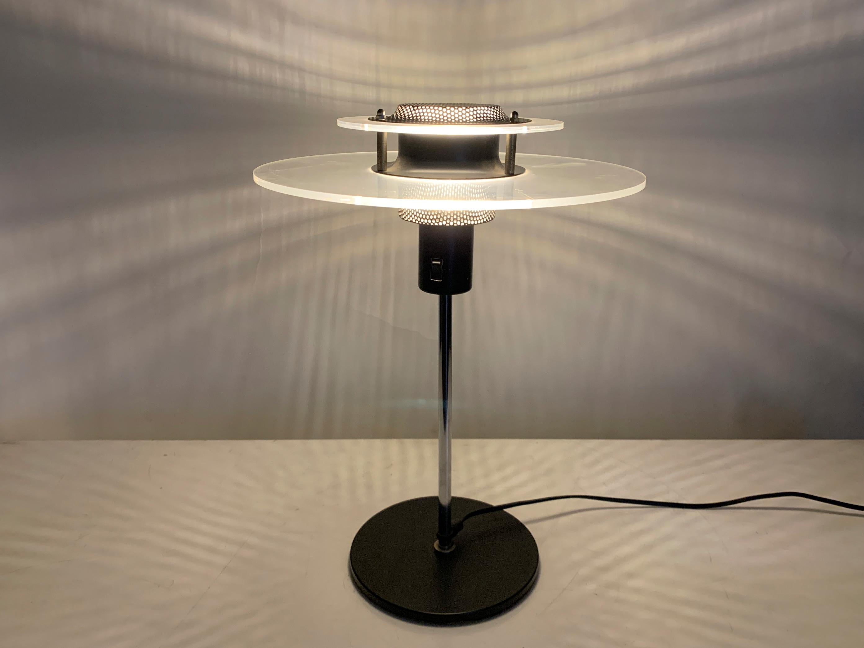 Space Age Cirkel Ikea Table Lamp Plexiglass (Acrylic) and Metal, 1990 For Sale 2