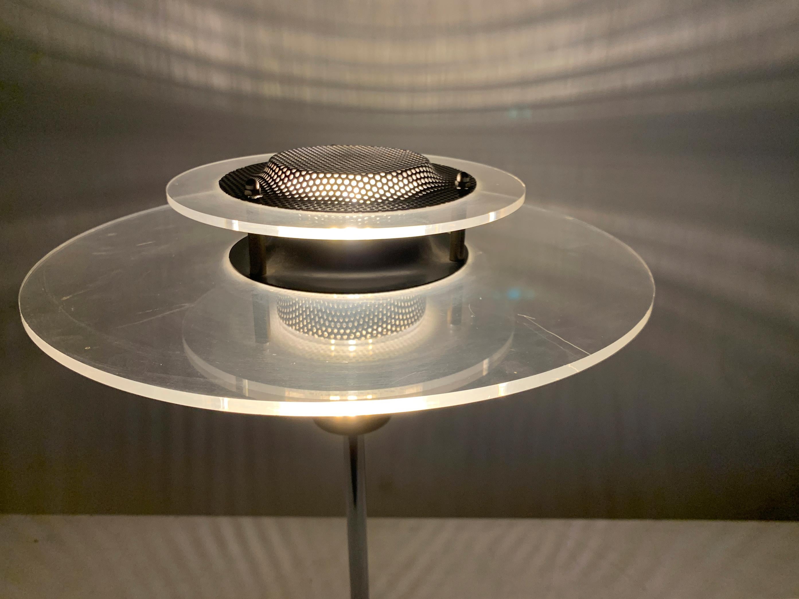 Space Age Cirkel Ikea Table Lamp Plexiglass (Acrylic) and Metal, 1990 For Sale 4
