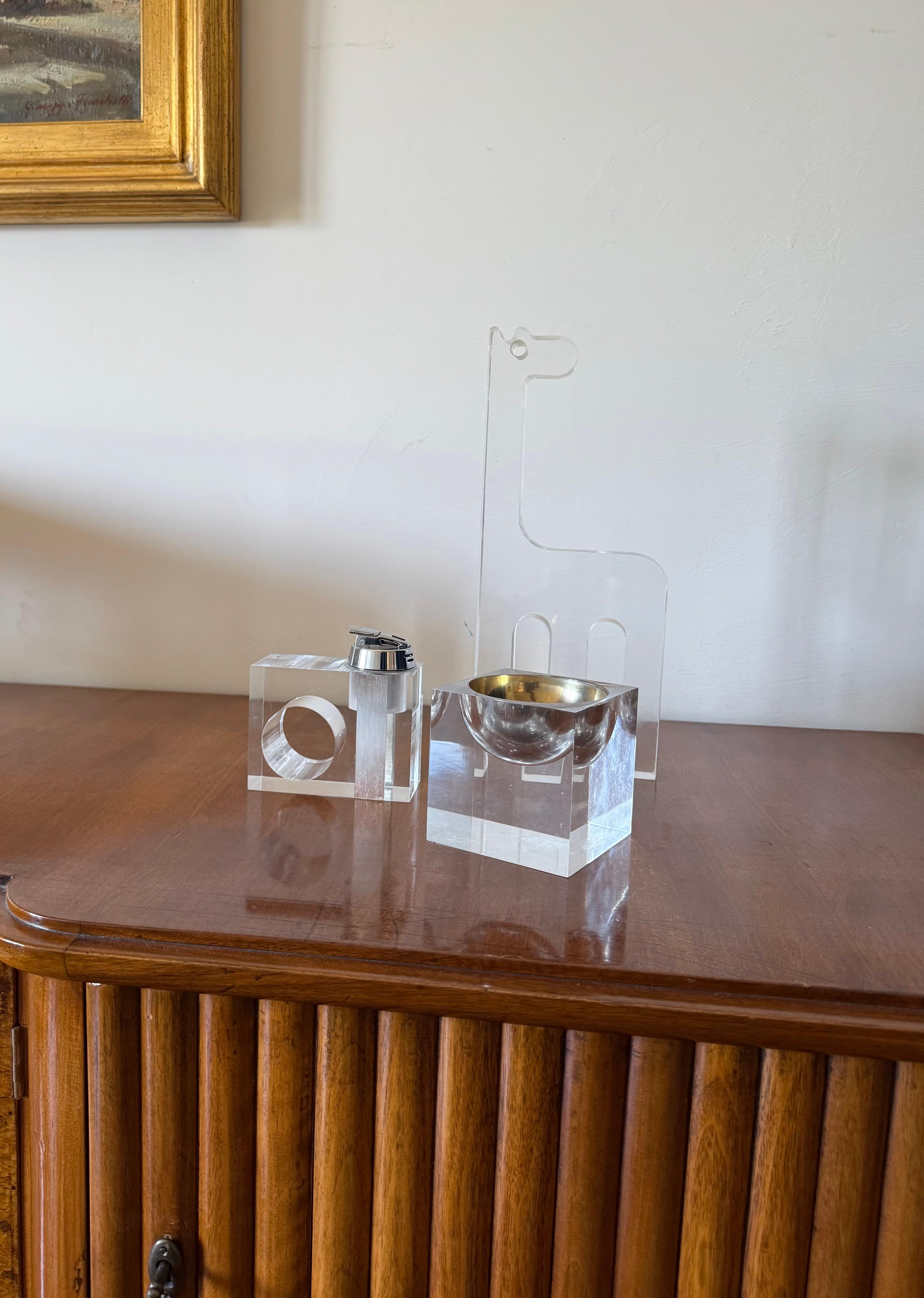 Cenicero de lucita transparente de la era espacial, Italia Años 70 Era espacial en venta