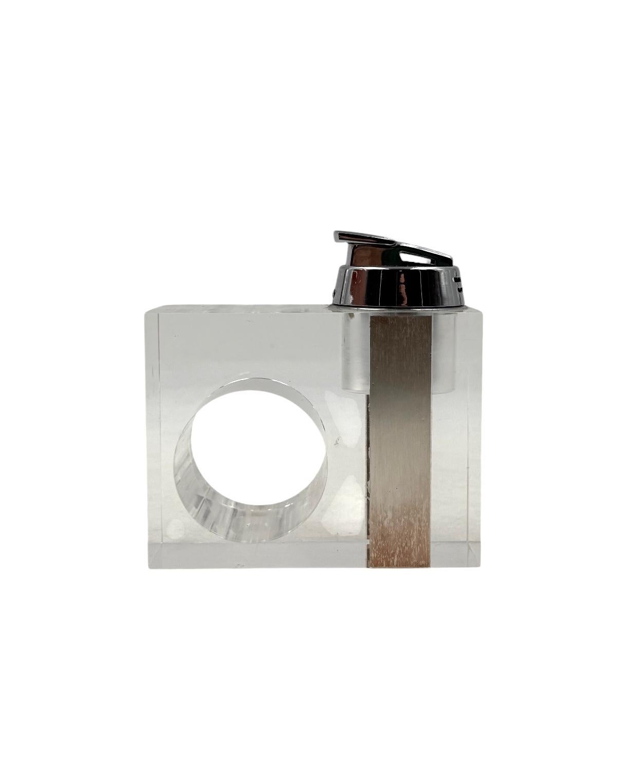 Briquet de table en lucite transparent de l'ère spatiale, Italie 1970 en vente 5