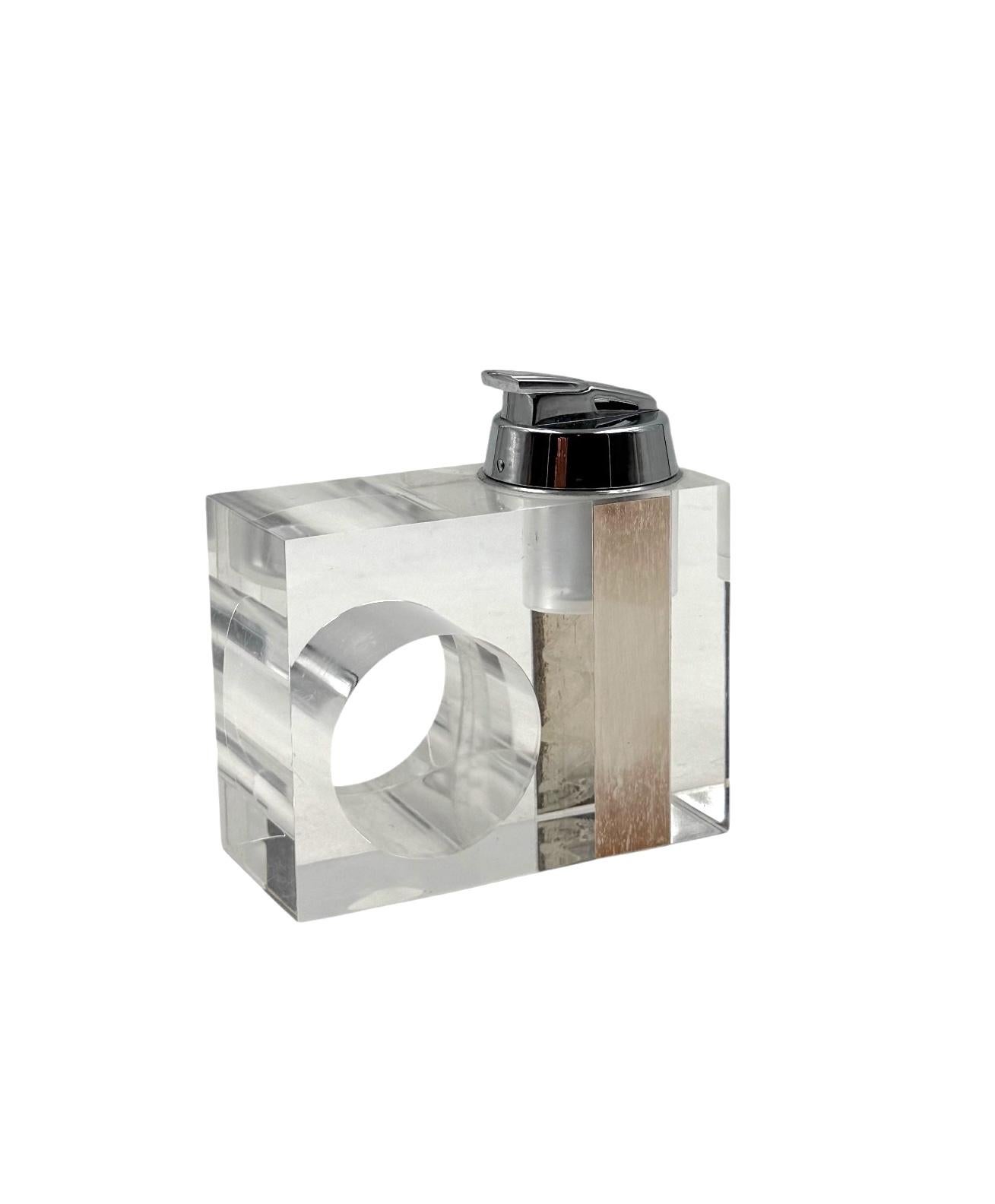 Briquet de table en lucite transparent de l'ère spatiale, Italie 1970 en vente 7