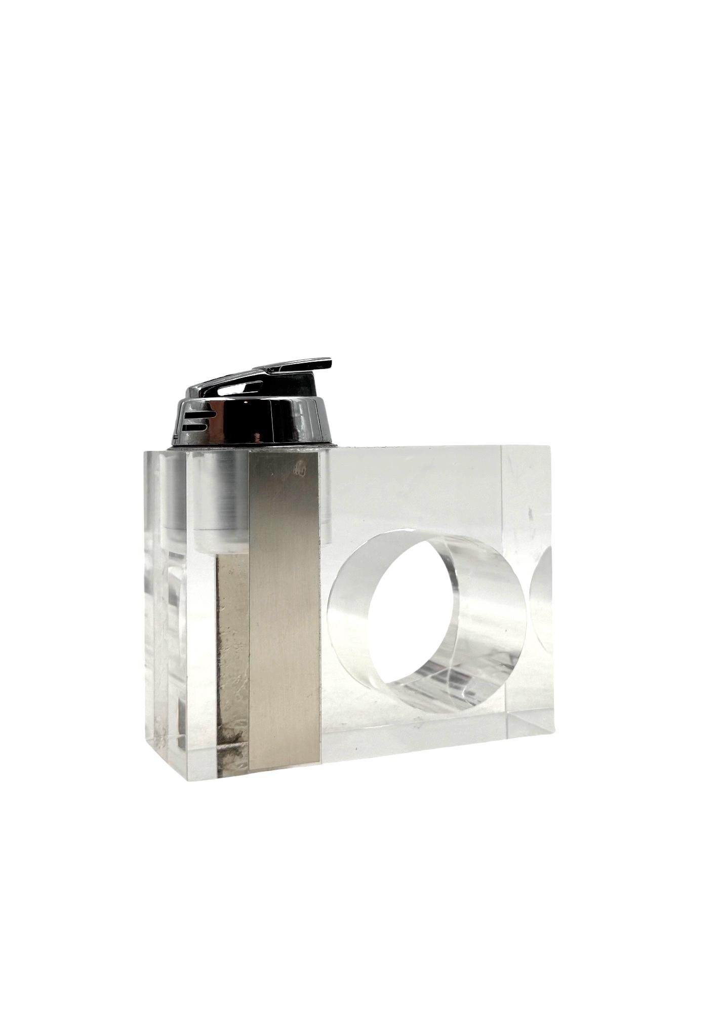 Briquet de table en lucite transparent de l'ère spatiale, Italie 1970 en vente 1