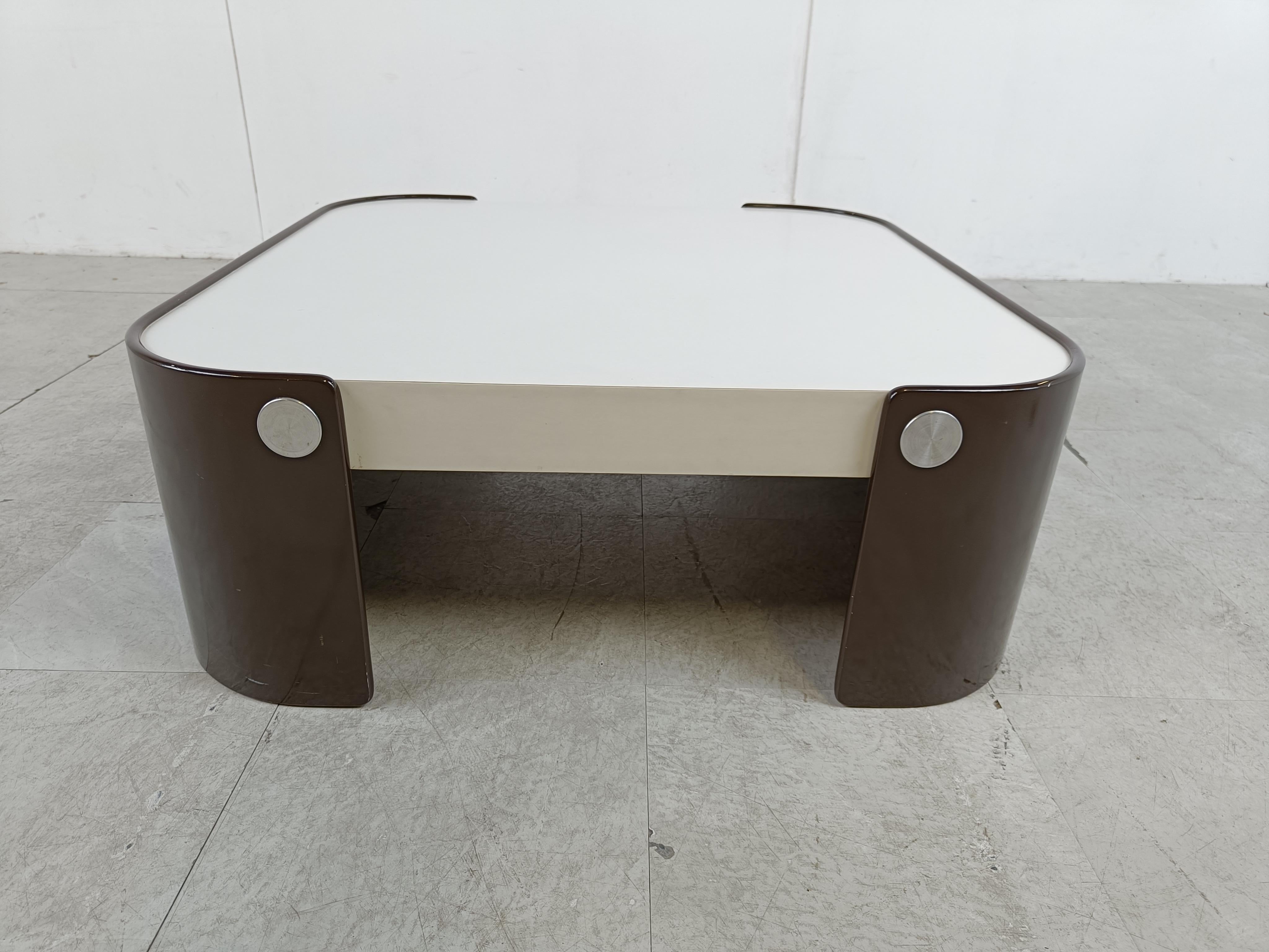 Space Age Coffee Table, 1970s For Sale 5