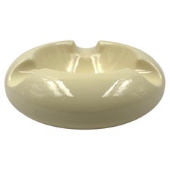 Space age cream ceramic ashtray, Sicart Italy 1970s