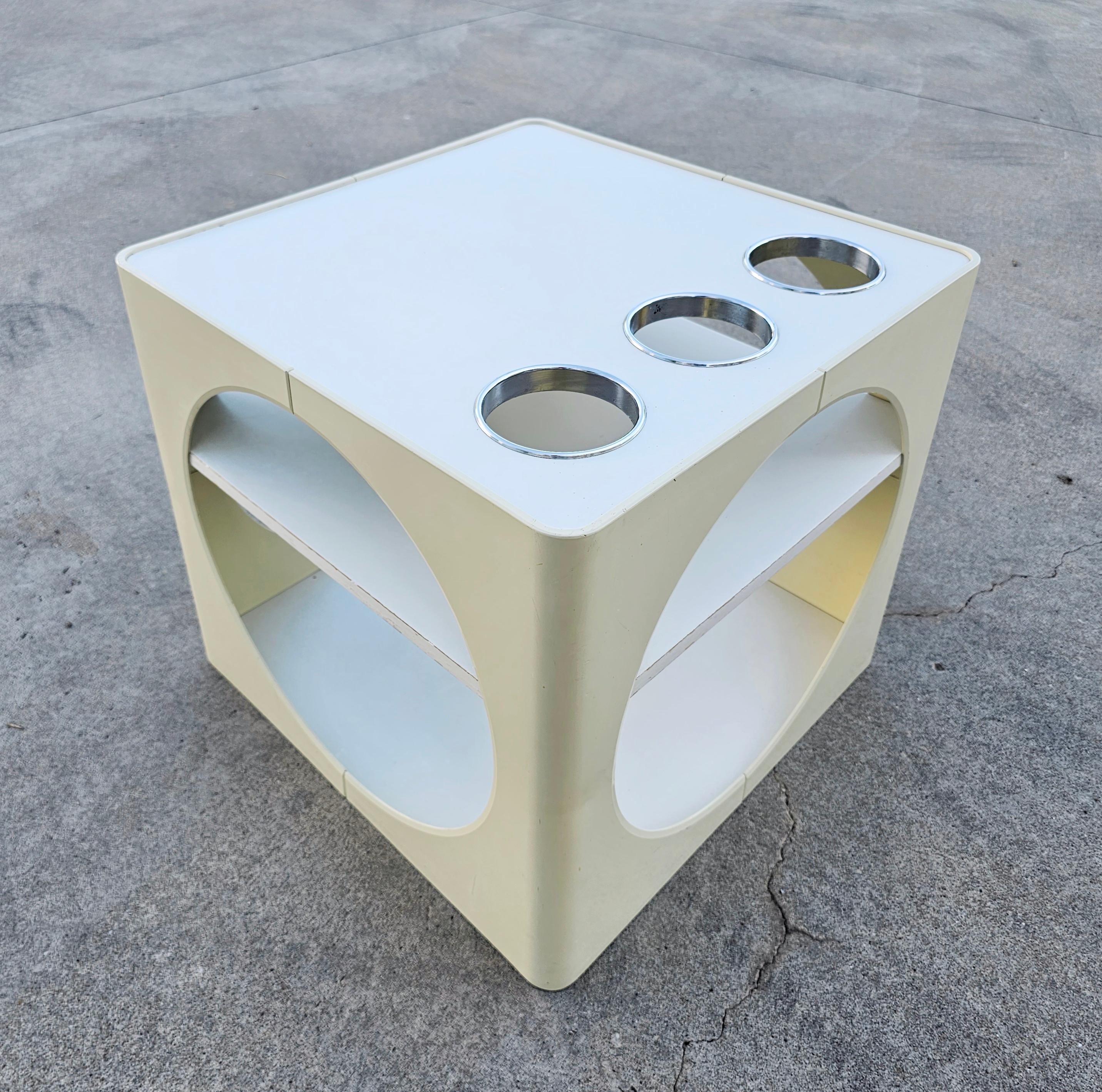 Space Age Cube Bar or Side Table in Off-White, West Germany 1970s In Good Condition For Sale In Beograd, RS