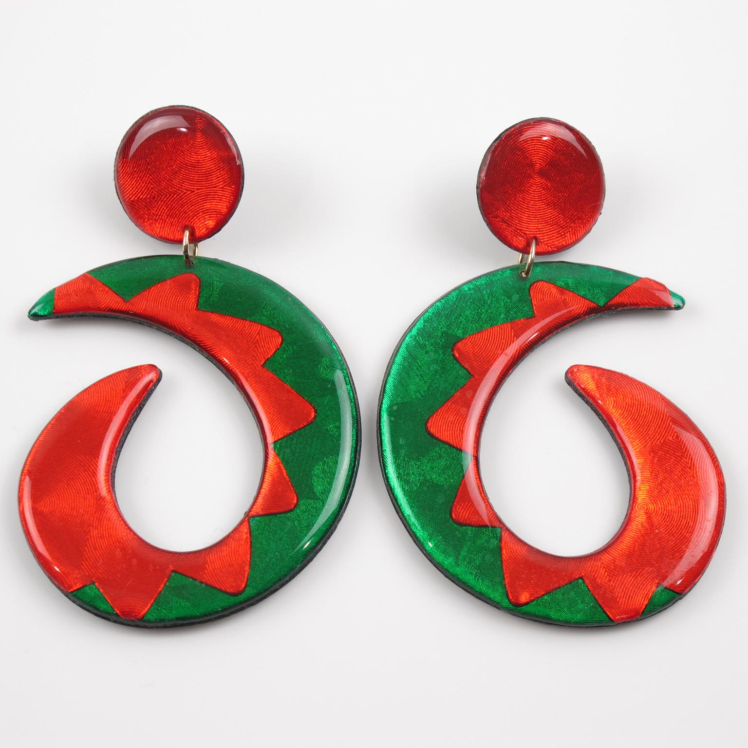 Modernist Space Age Dangle Red and Green Lucite Pierced Earrings For Sale